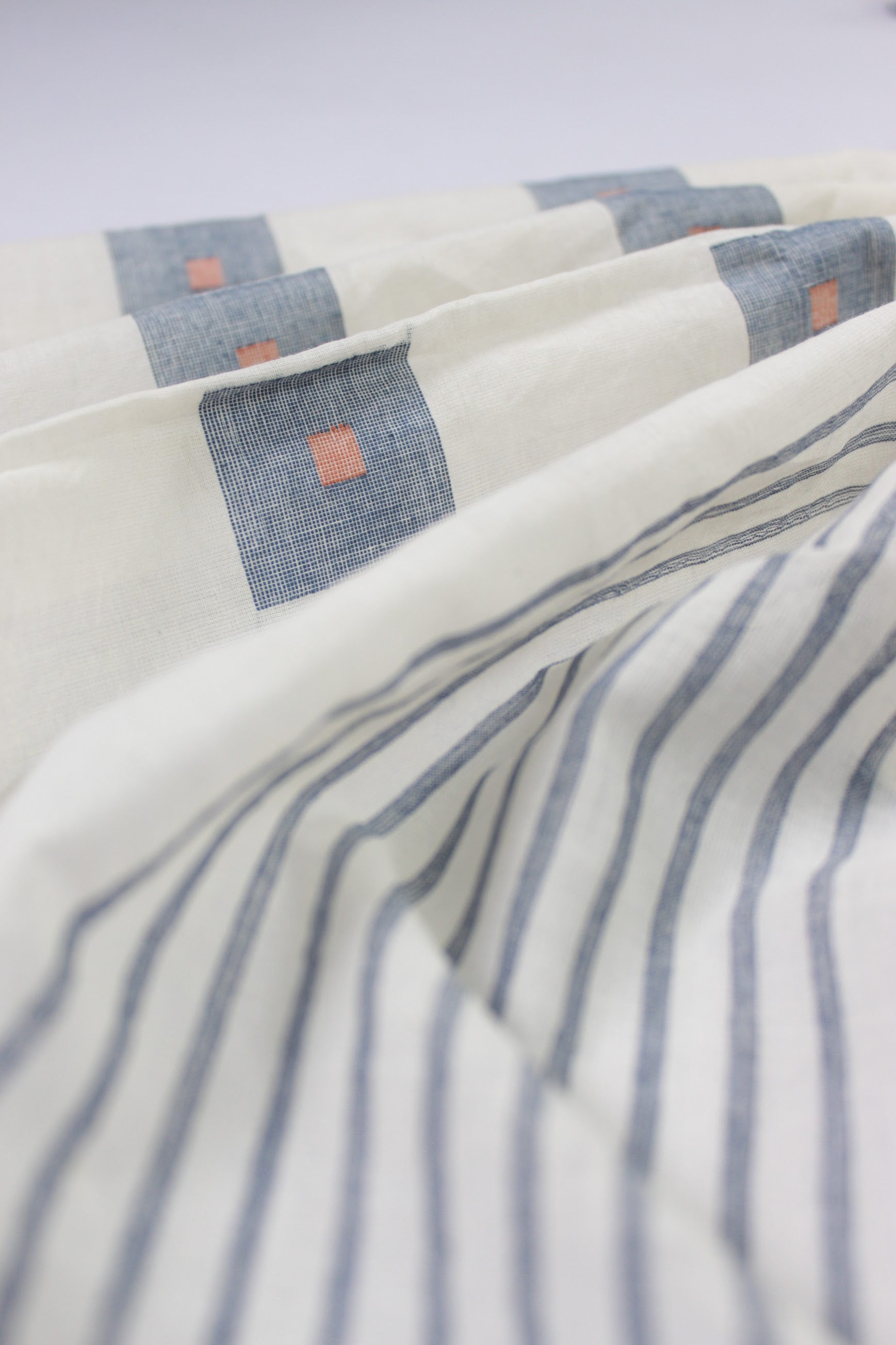 Handwoven Cotton Stole - Summer Ivory