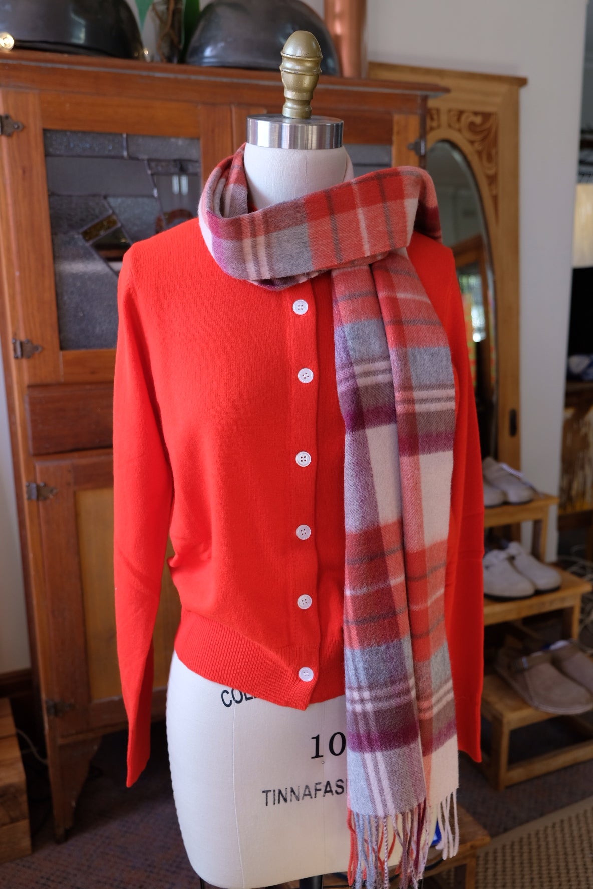 Classic Cardigan Lambswool - blood orange