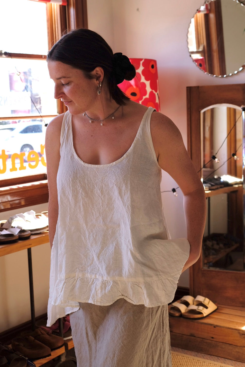 SURI CAMISOLE - LINEN - white