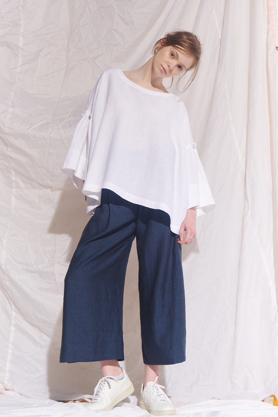 Ela Linen top wih Flounce Sleeve - White washed linen