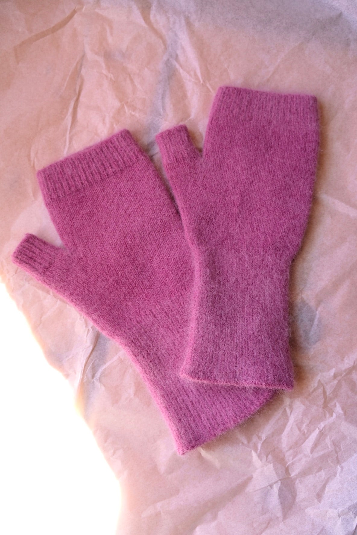 Angora/Lambswool Sloves Medium Cuff - Lilac