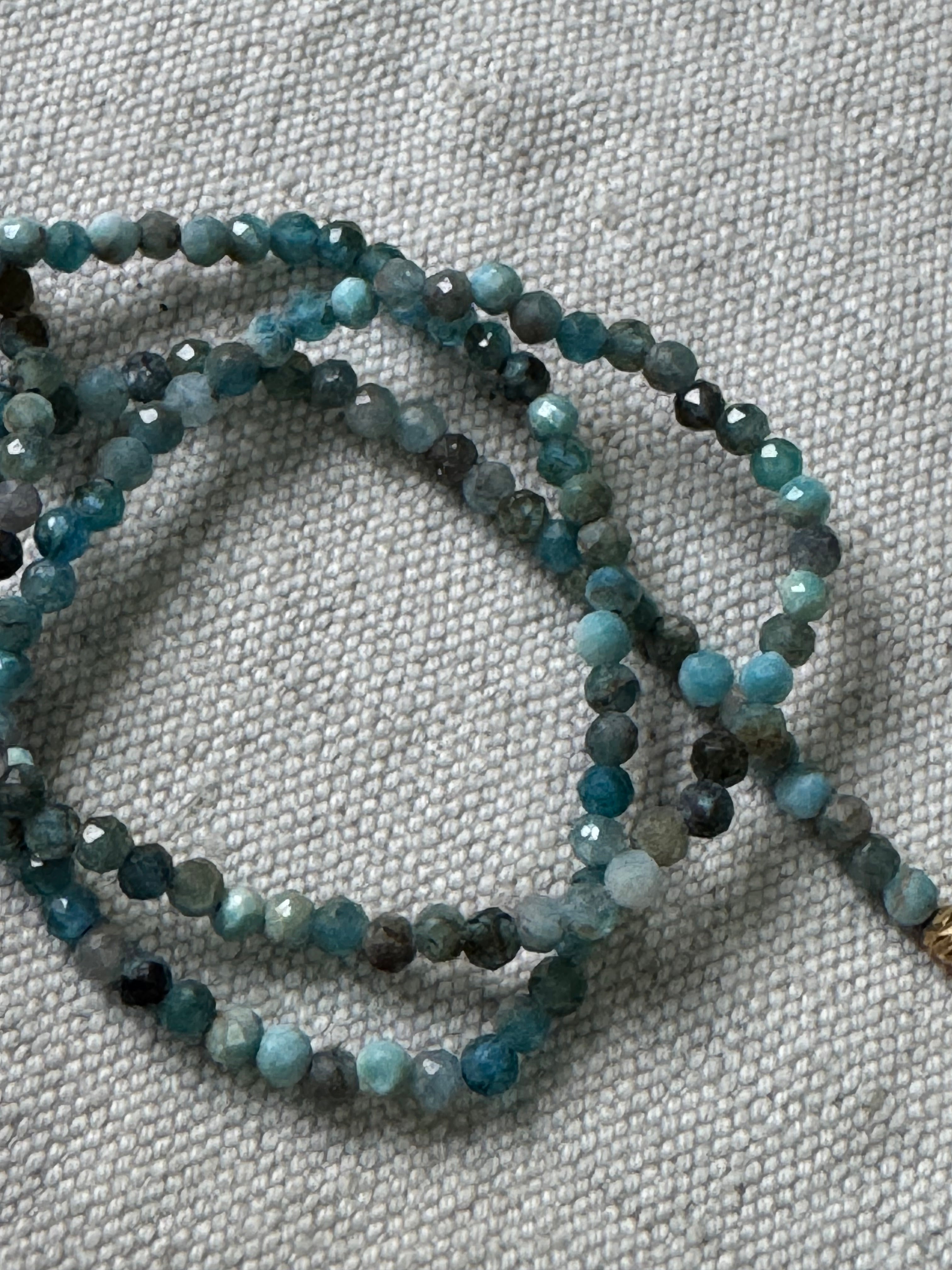semi-precious stones necklace - small turquoise