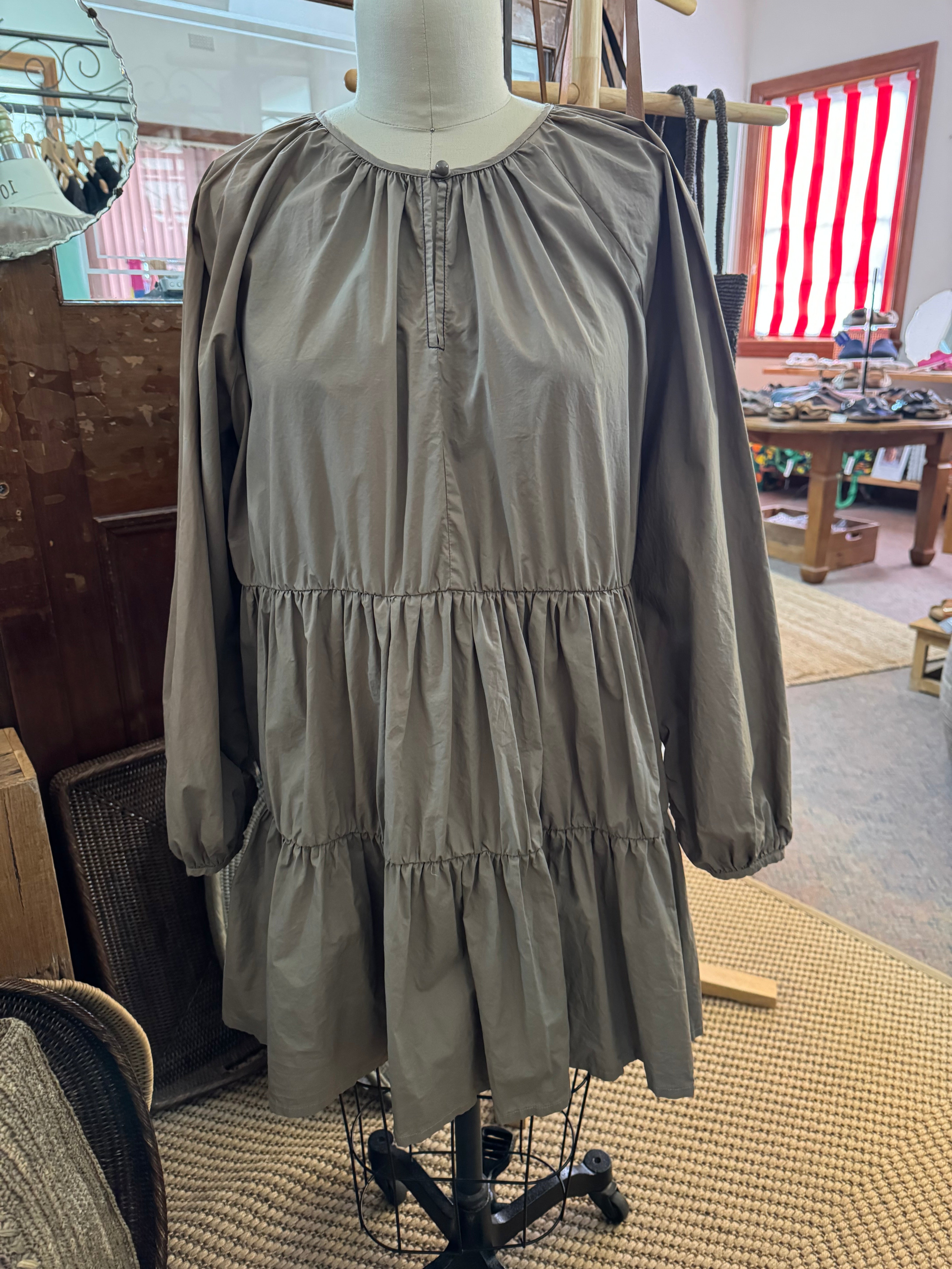 Pre-loved Passenger Holly top