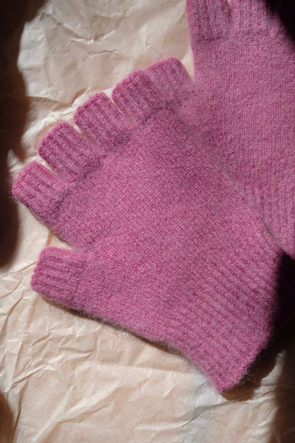 Angora/Lambswool Fingerless Gloves Small Cuff - Mauve