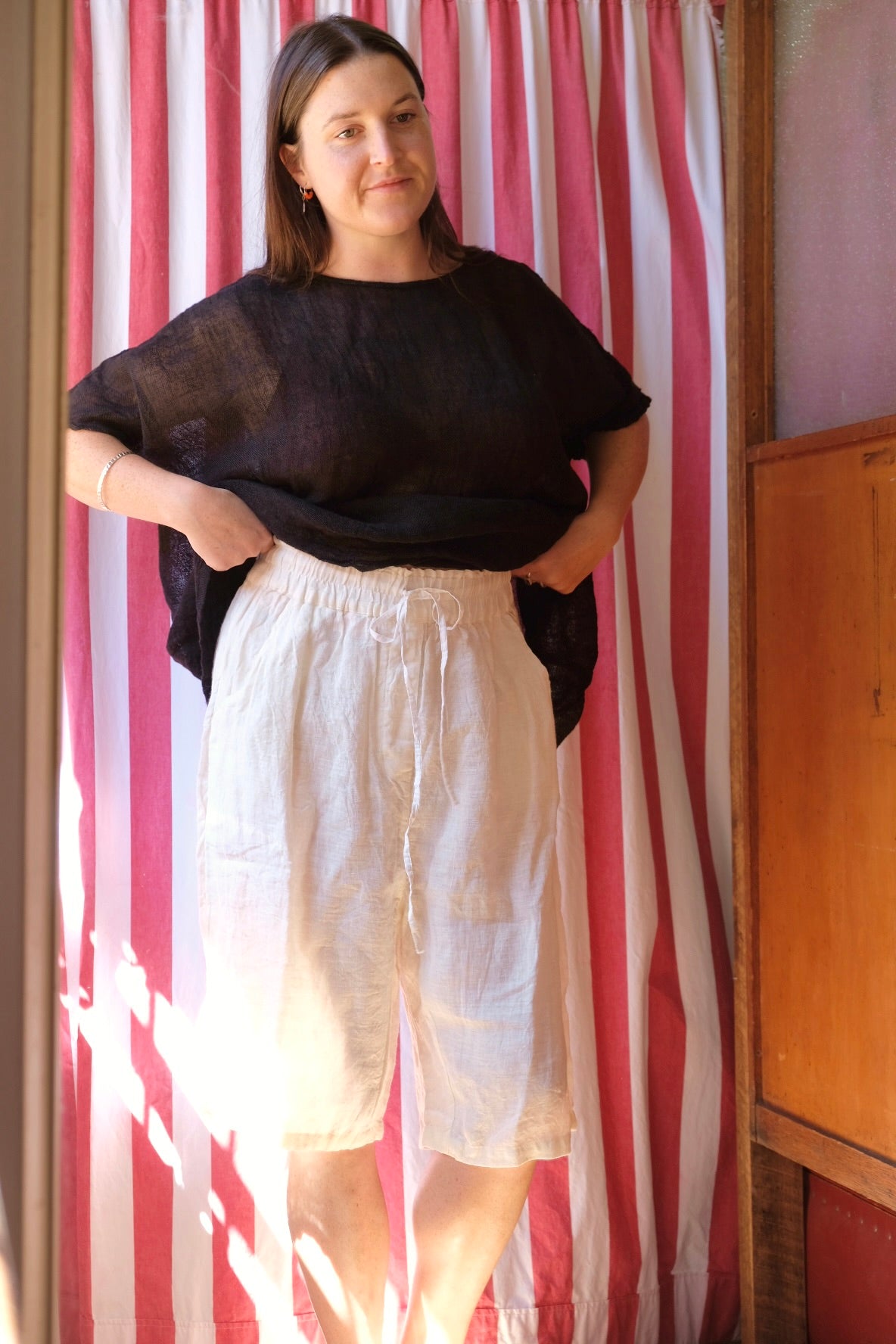 JAYA SHORTS - LINEN - Warm white