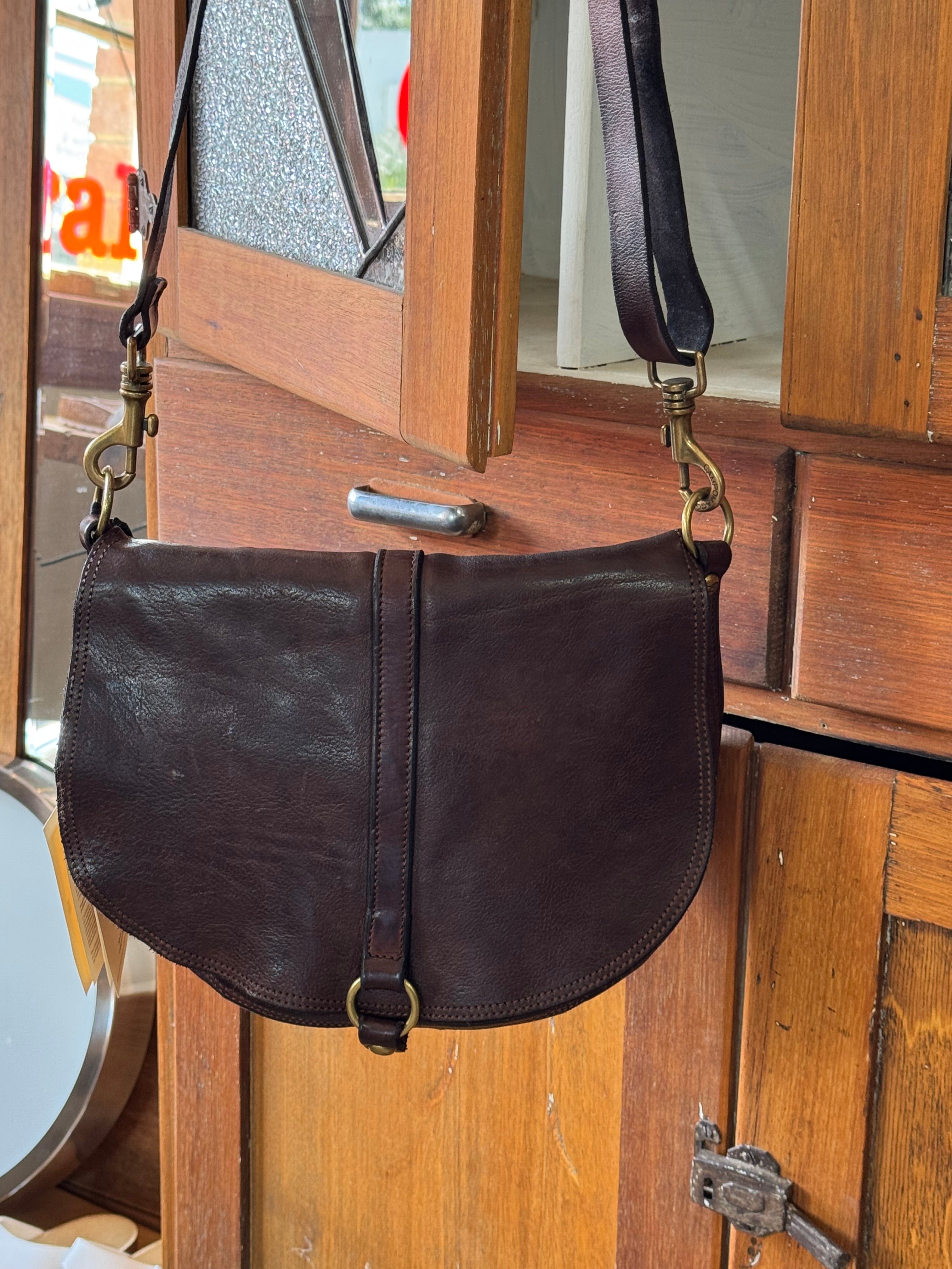 Eracle Shoulder Bag with Brass Ring - Dark Brown
