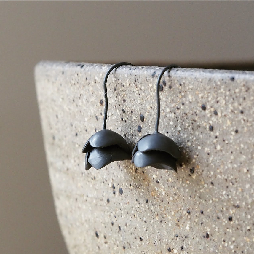 Lantern drop earrings double - Black Patina