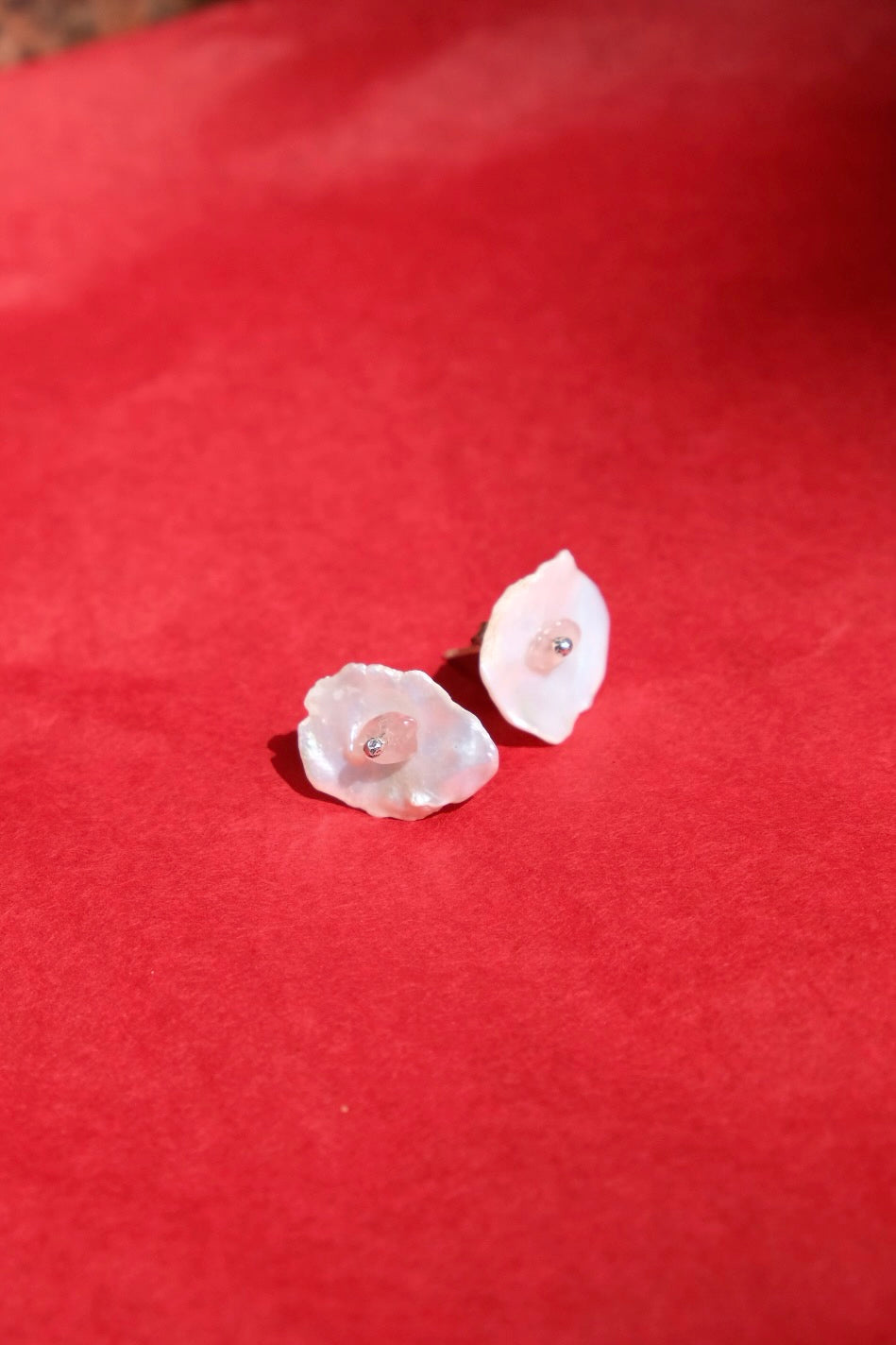 Cornflake Keshi pearl stud earrings with pink rose quartz