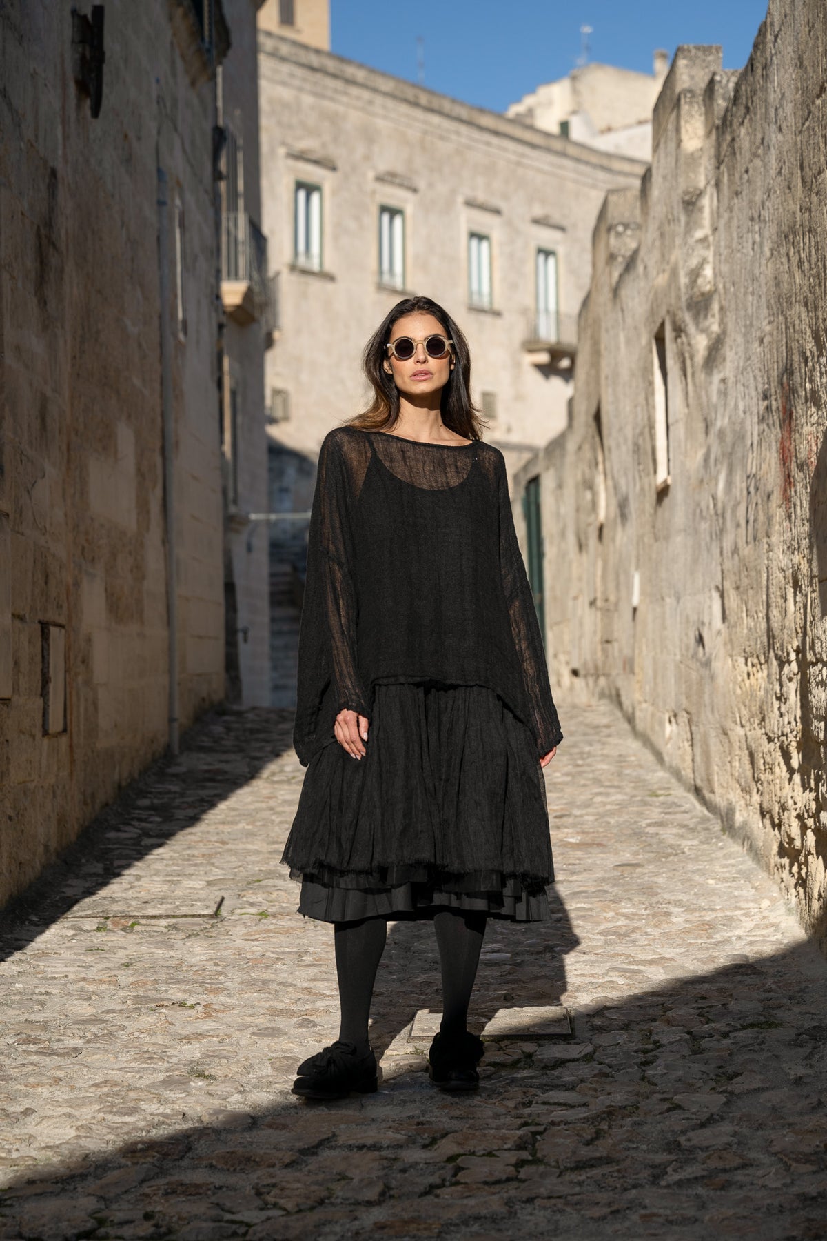 St Barts Linen Top - Black