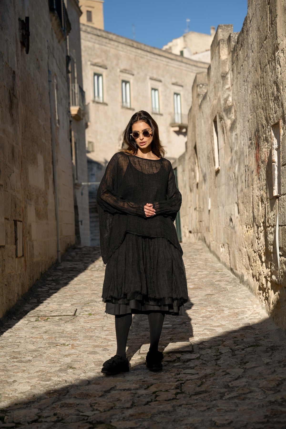 St Barts Linen Top - Black