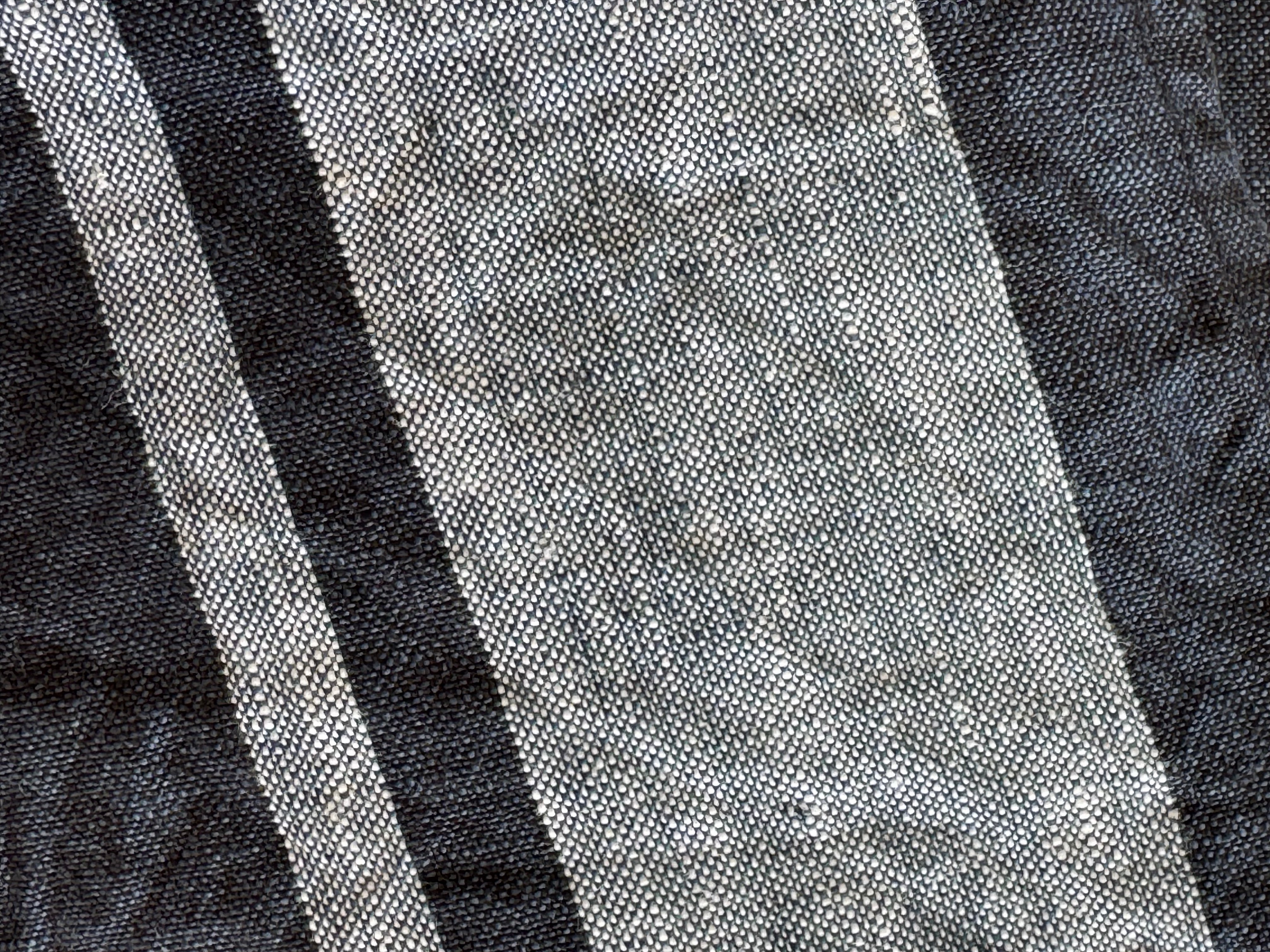 Pre-loved Brigid McLaughlin Gini Indigo linen poncho