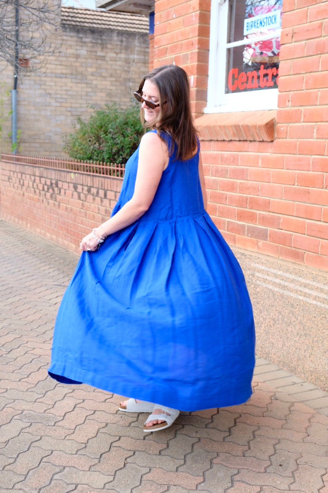 Binti Dress - Linen - Cobalt