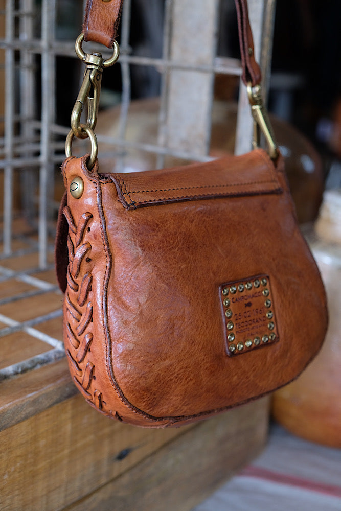 Dalia bag with threading - cognac