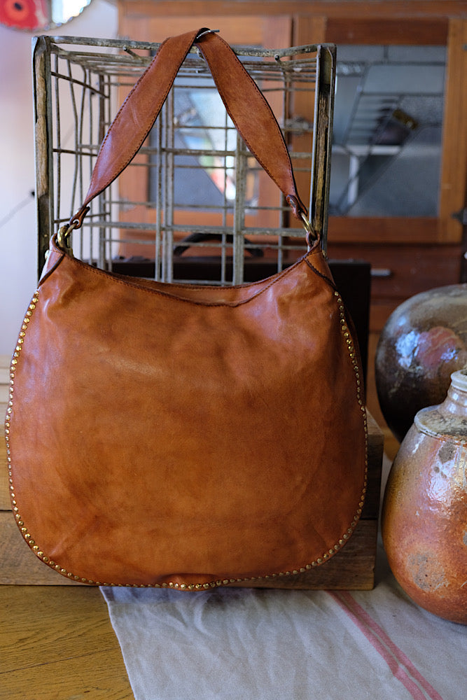 Kura Shoulder Bag with studs - Cognac