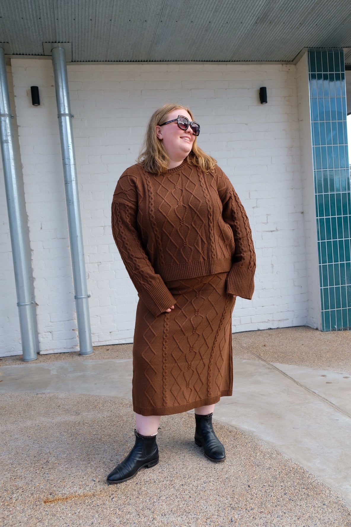 Heart Cable Sweater - Walnut
