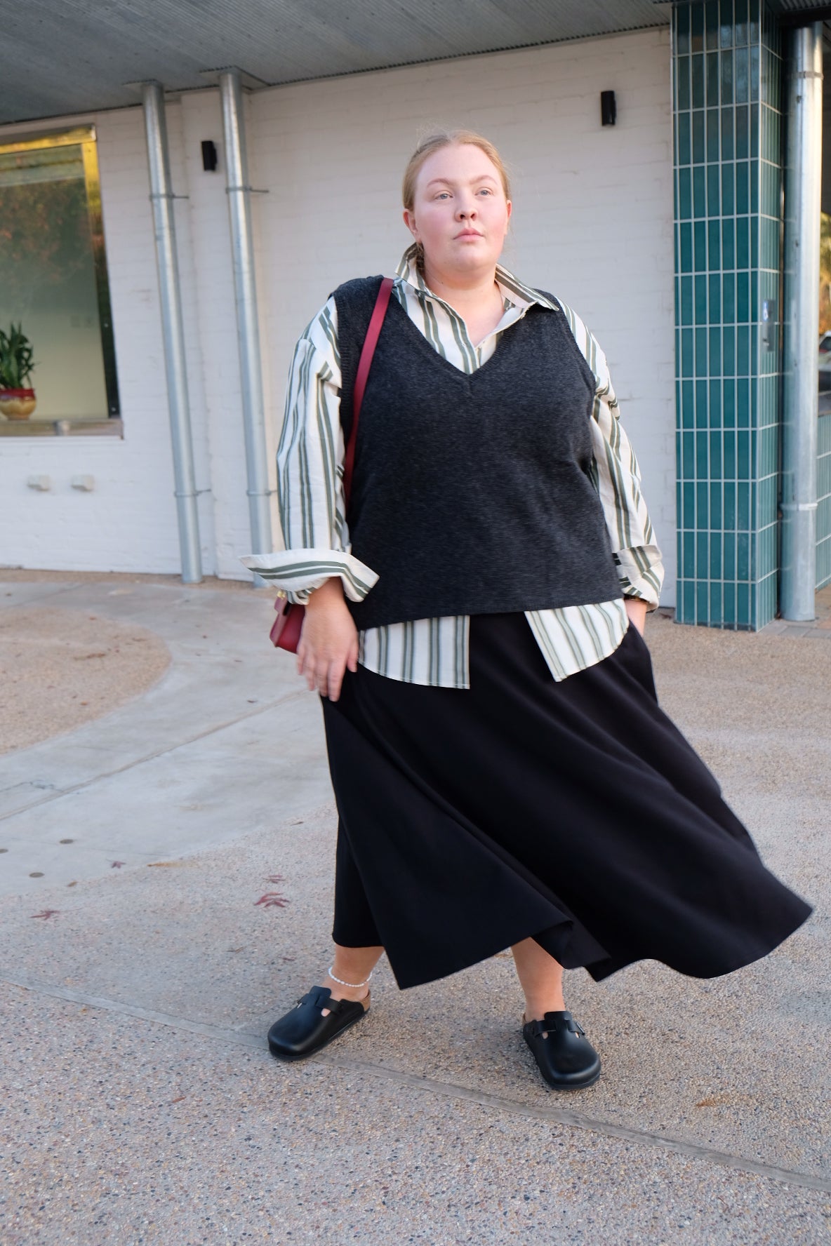TANJA VEST WOOL - BLACK