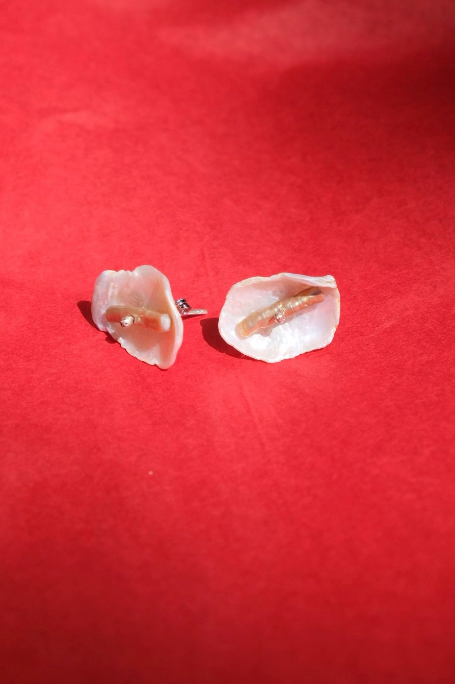 Cornflake Keshi pearl stud earrings with long think bronze pearl