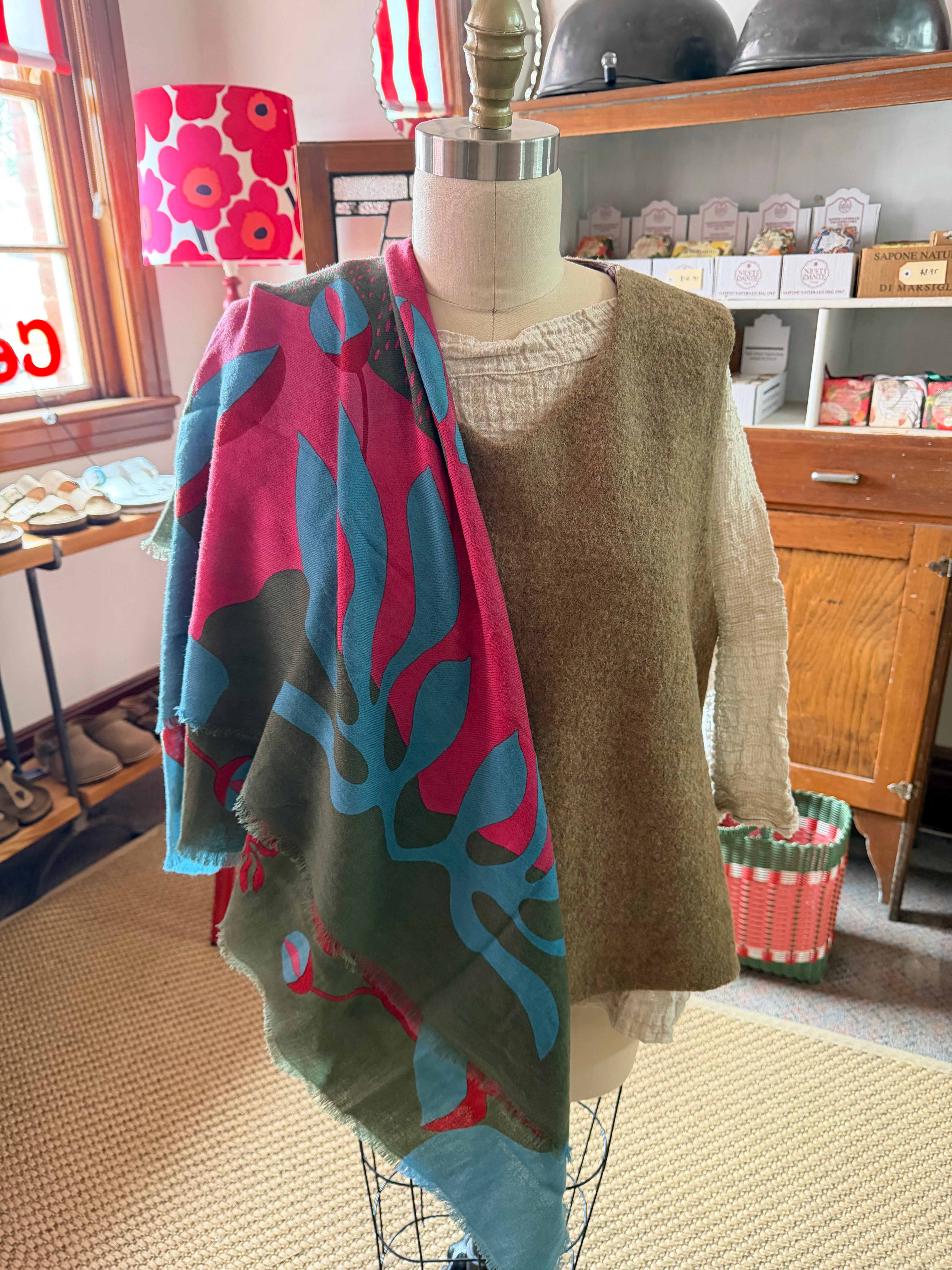 Abyss Rouge Wool Scarf