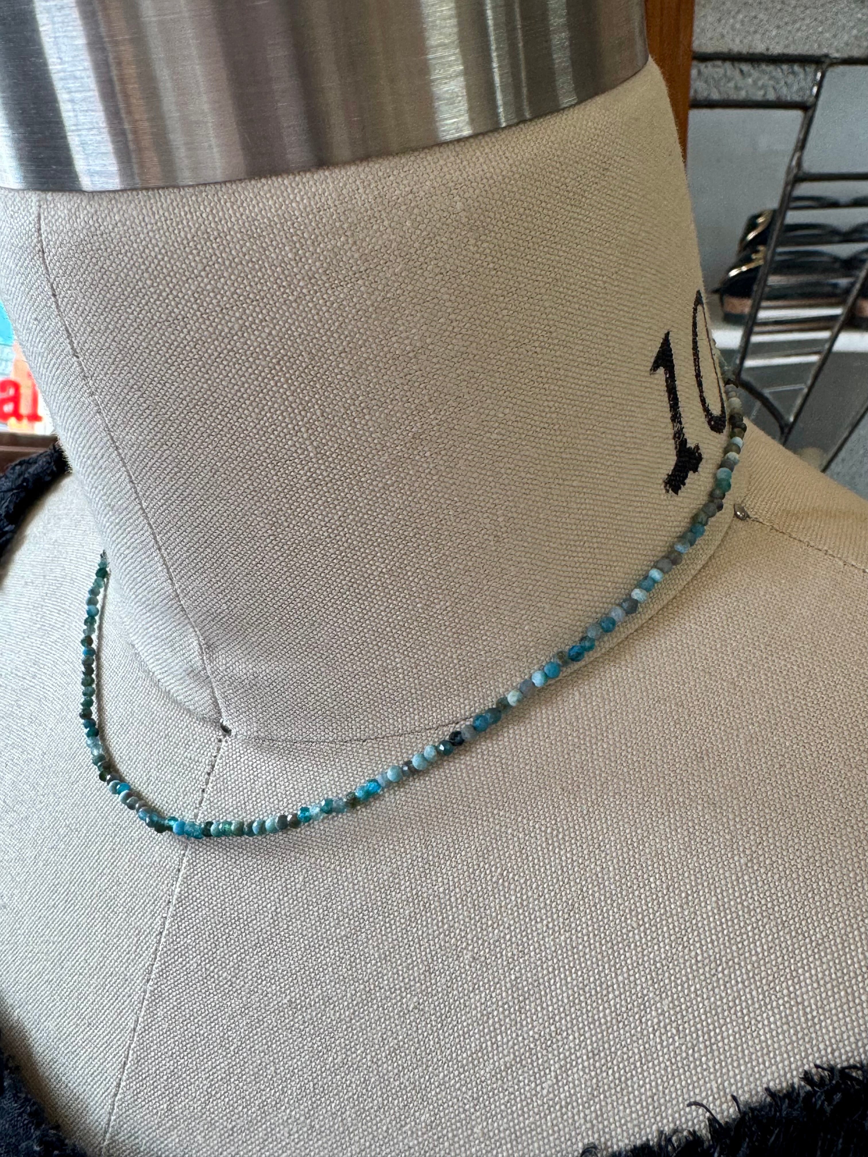 semi-precious stones necklace - small turquoise