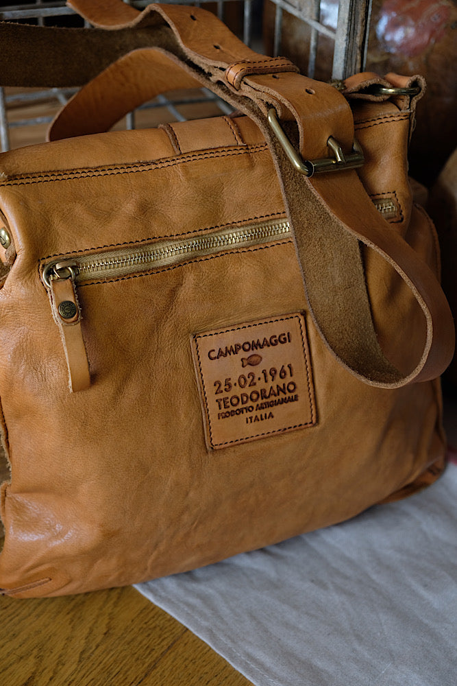 Crossbody satchel Bag - Camel