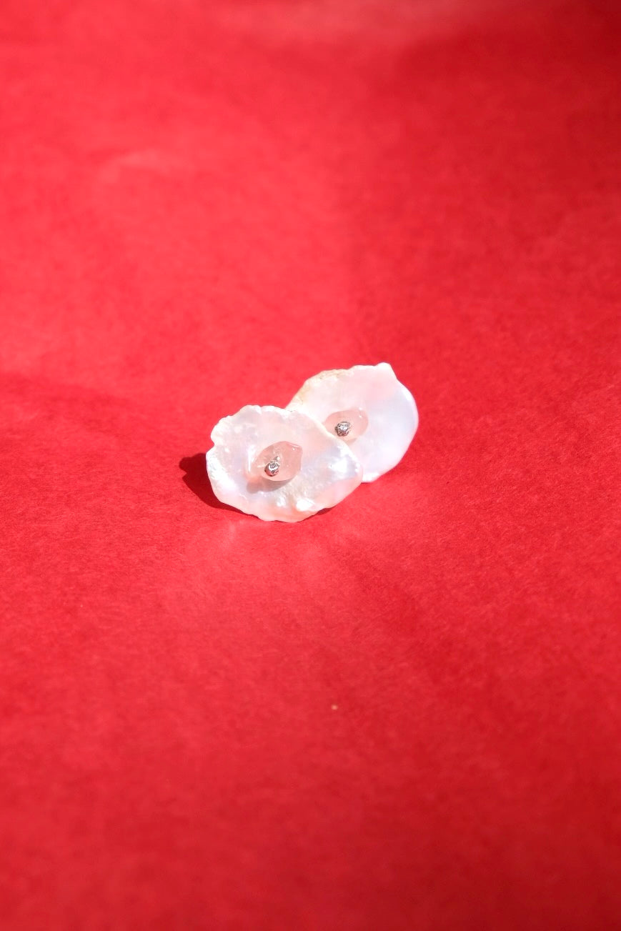 Cornflake Keshi pearl stud earrings with pink rose quartz