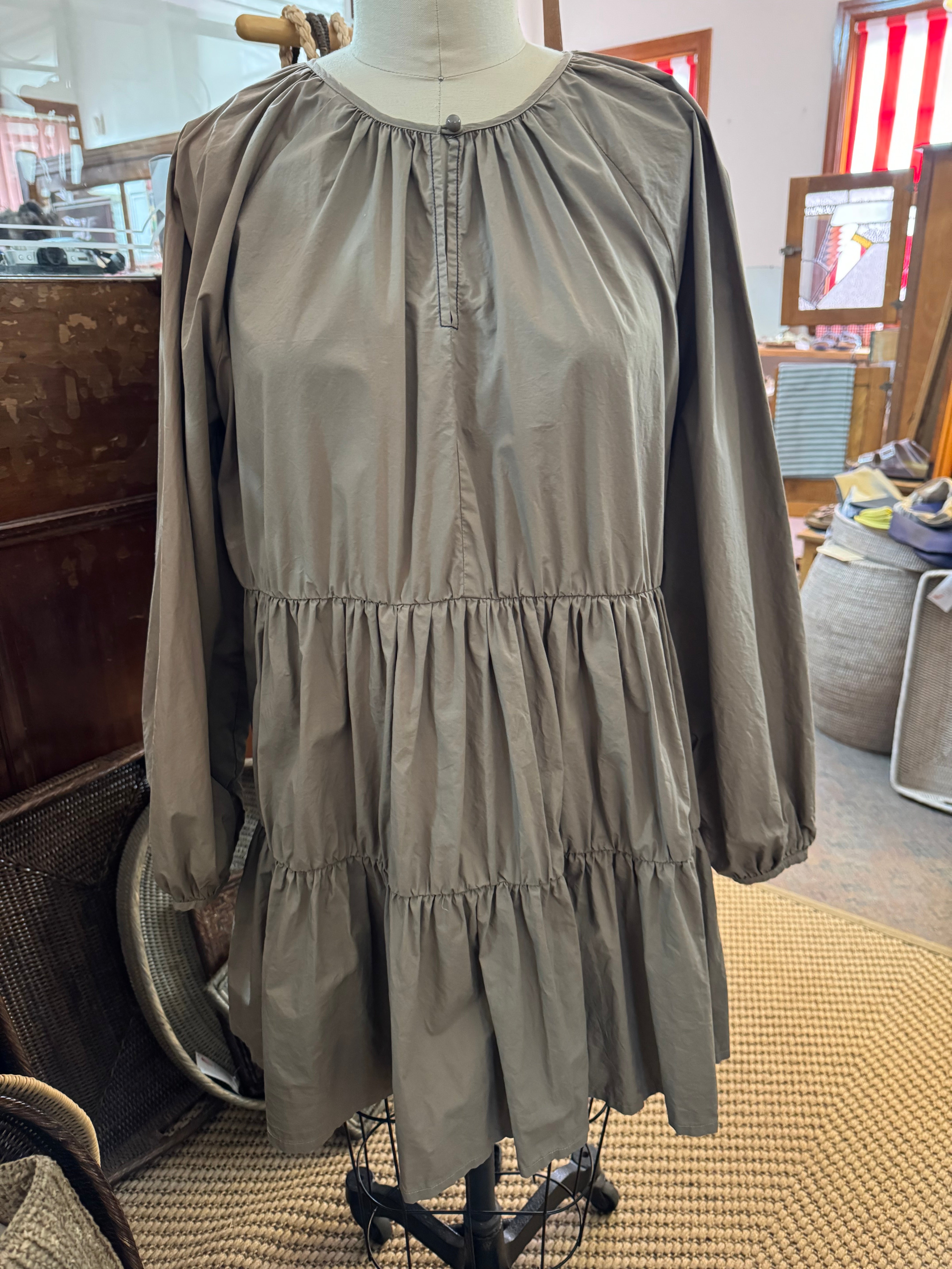 Pre-loved Passenger Holly top