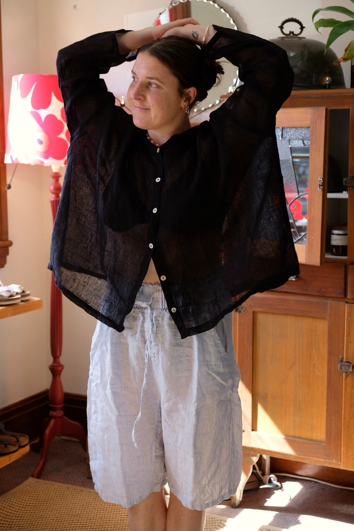 JAYA SHORTS - LINEN - Blue Pin Stripe