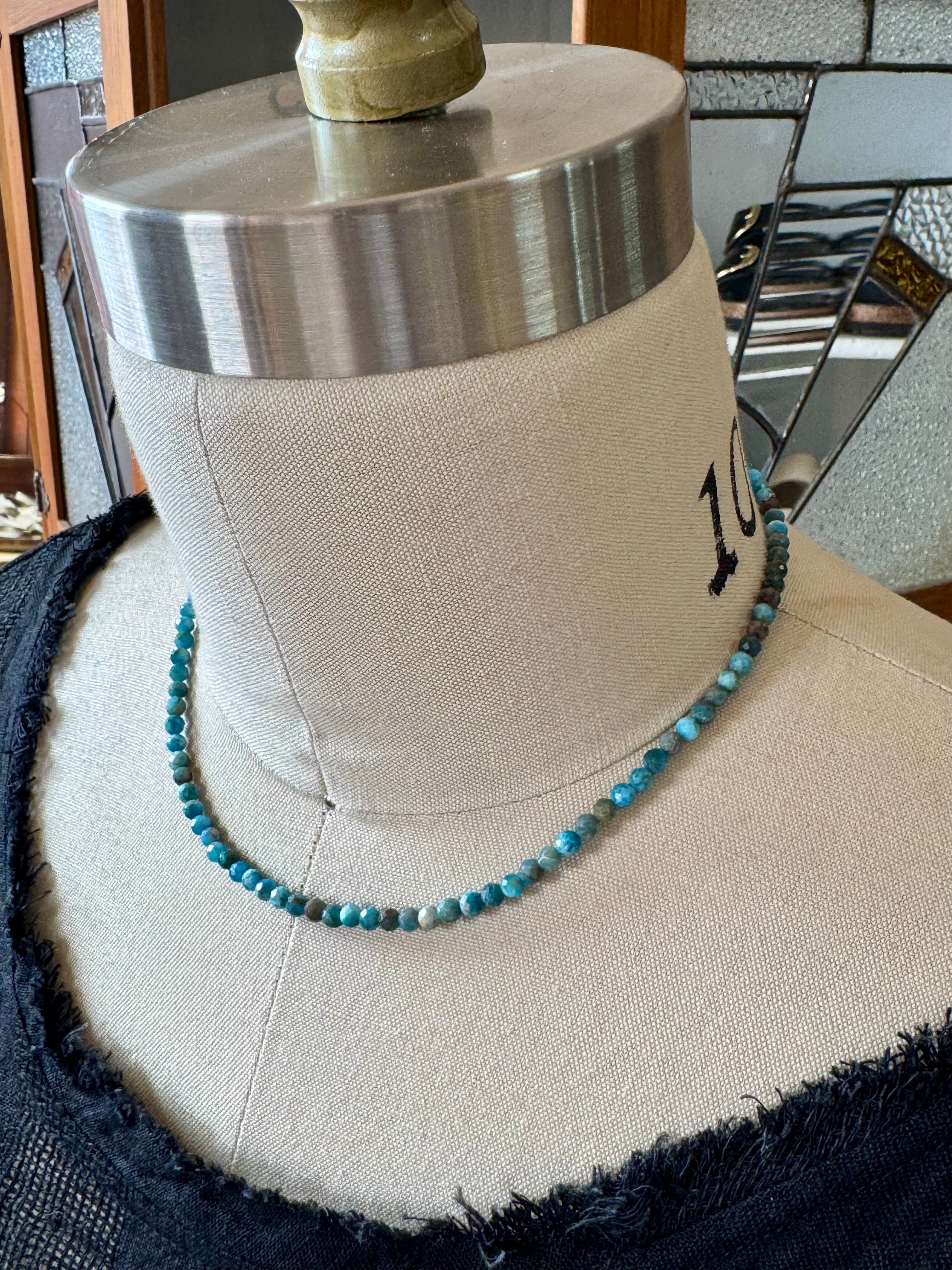 semi-precious stones necklace - large turquoise