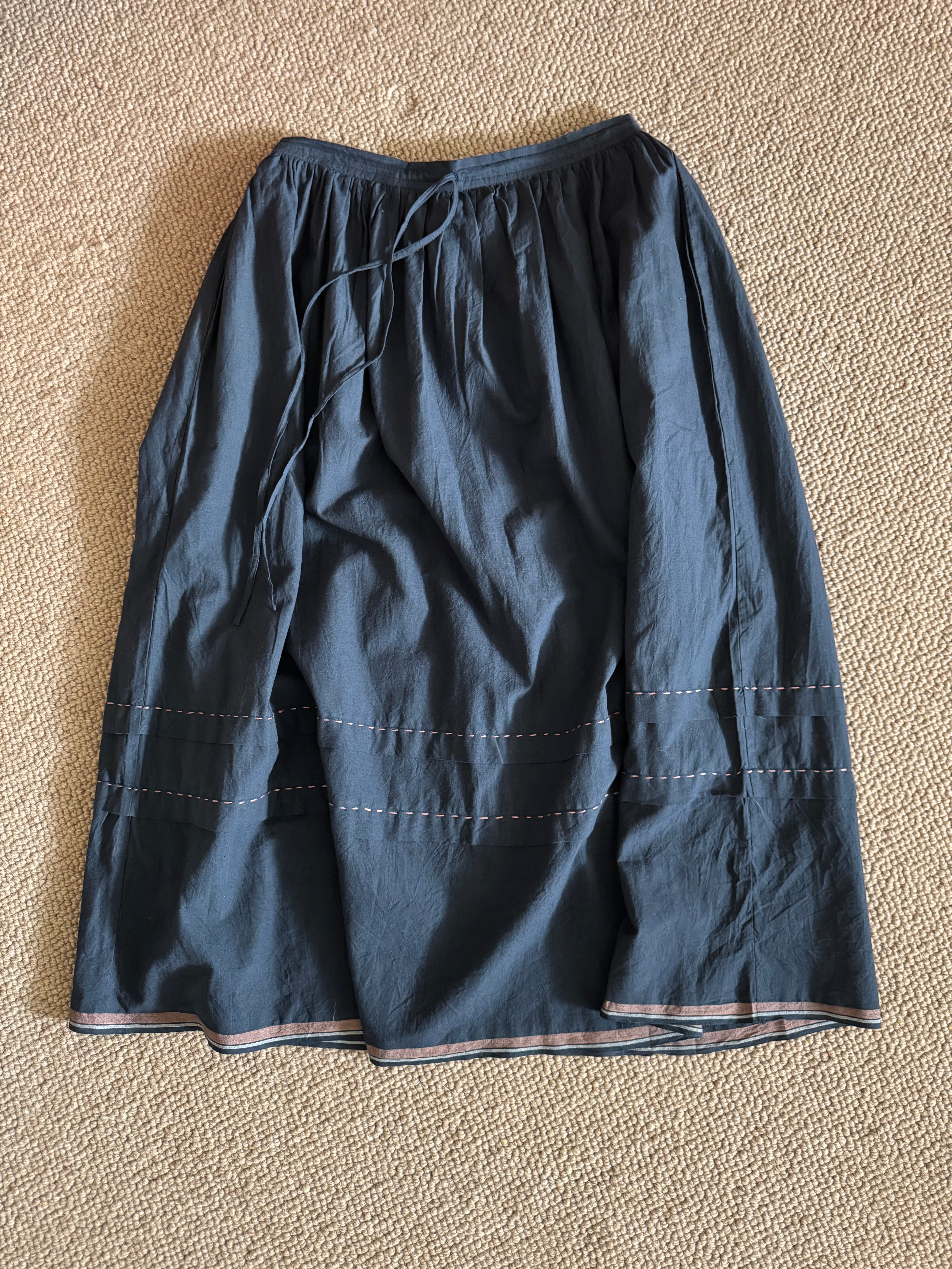 Aki cotton Skirt - Ink Blue with red and white trim