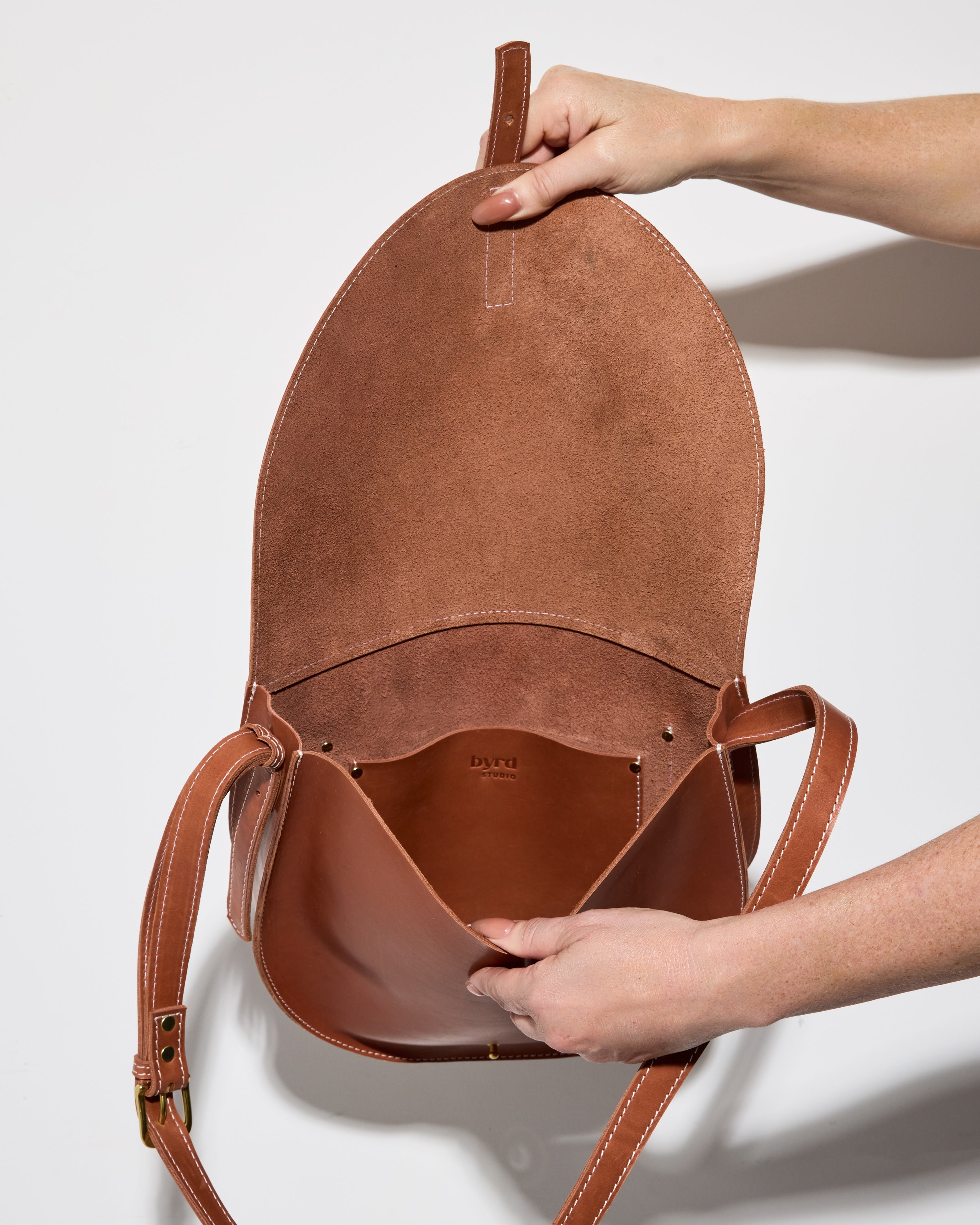 New Moon Saddle Bag - Toffee