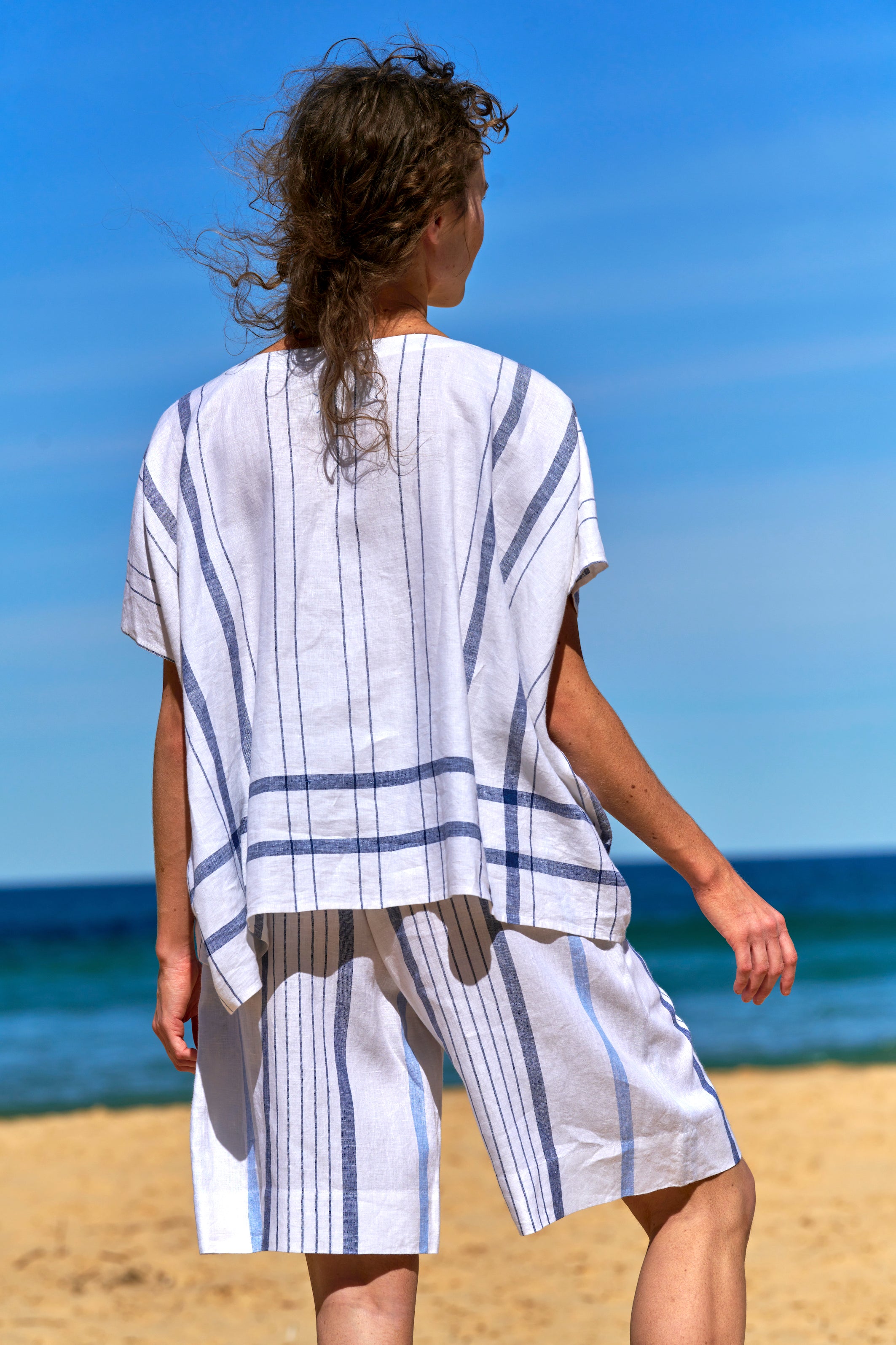 Tuck Top Plaid Linen White