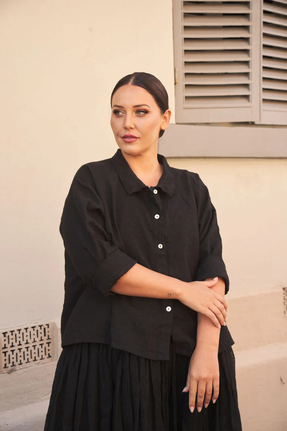 Avery Linen Shirt - Black