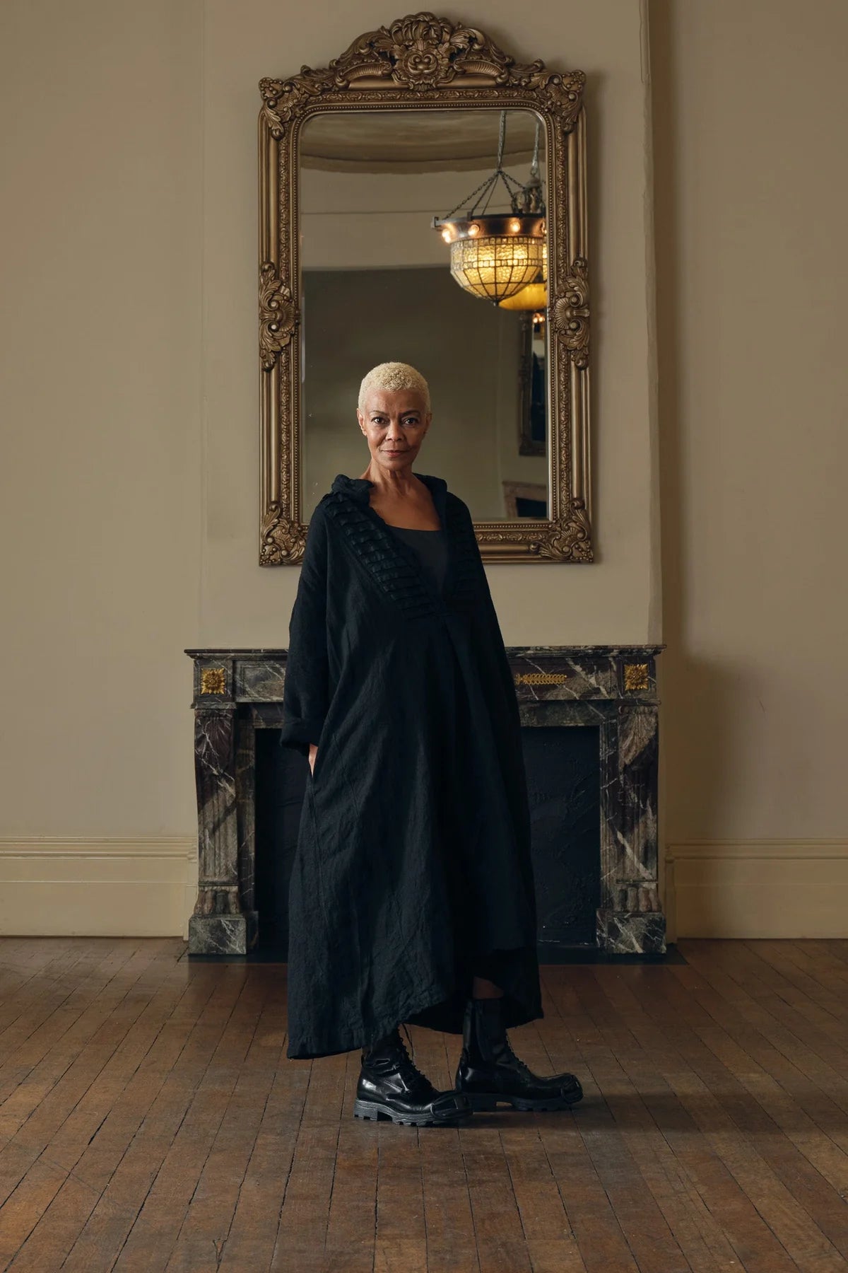 Yves Tuxedo Dress - Linen black