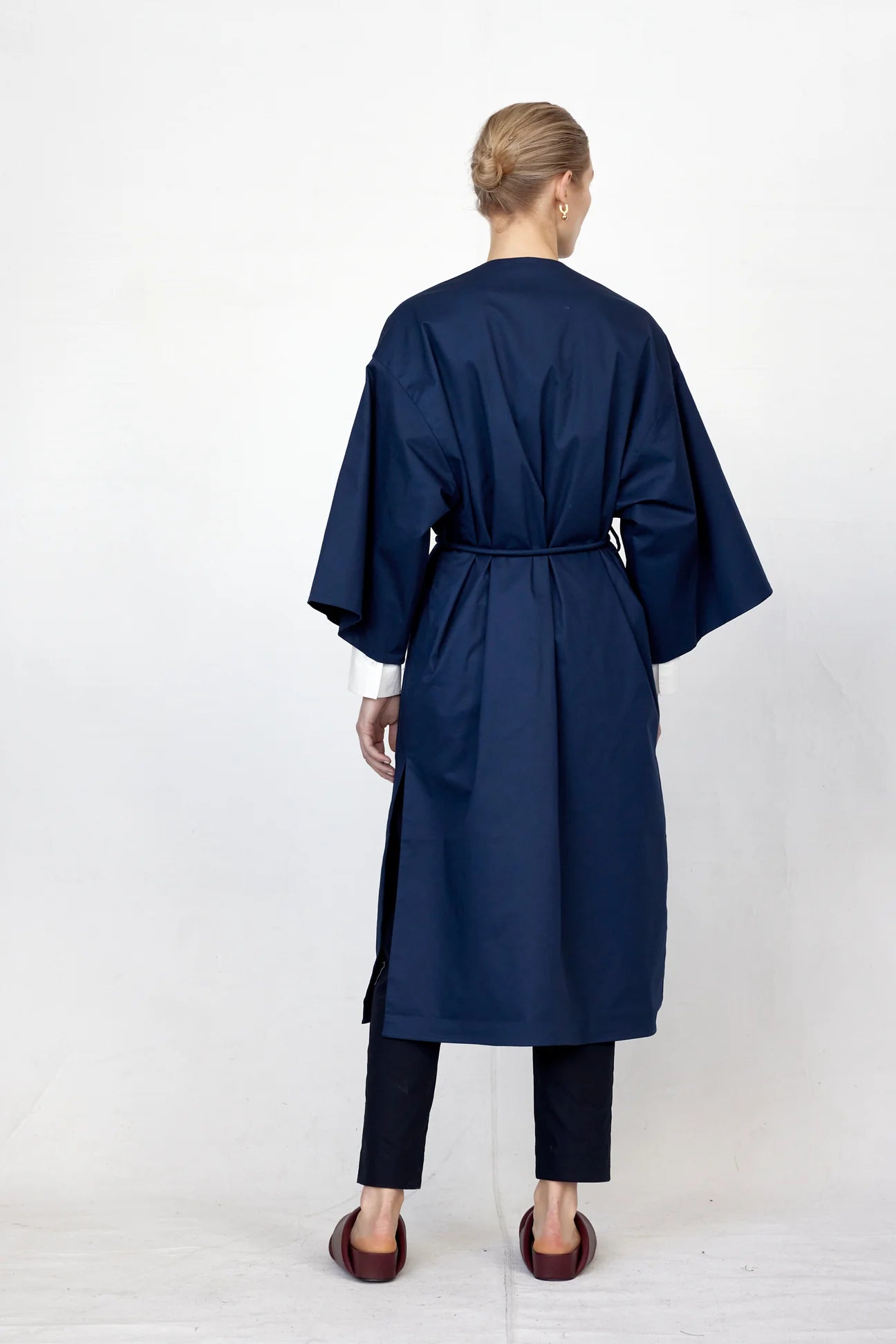 Halle - Navy