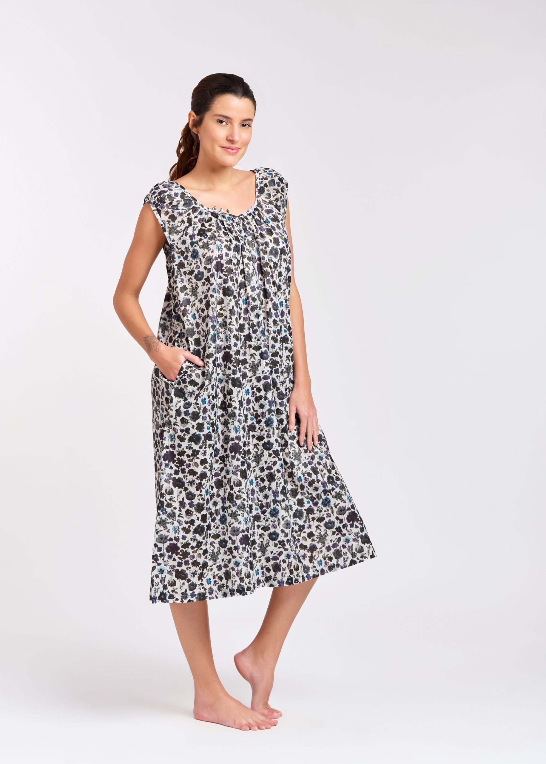 Hand Block Printed Capped Sleeve Nightie - Ink/Purple Floral