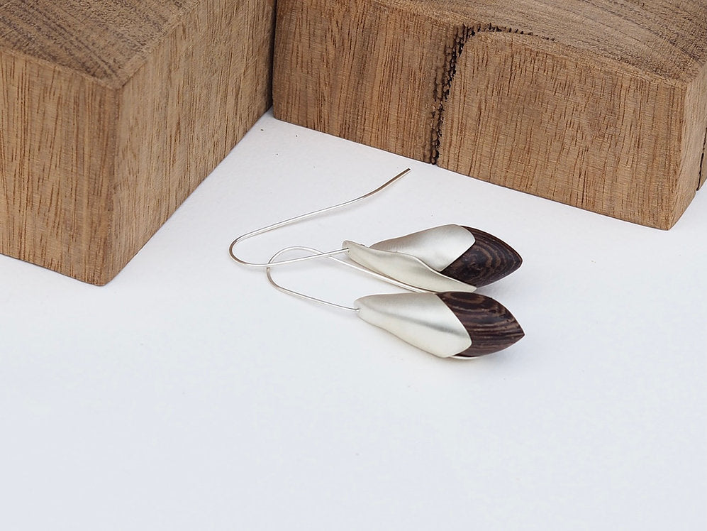 Flower Drop Earrings