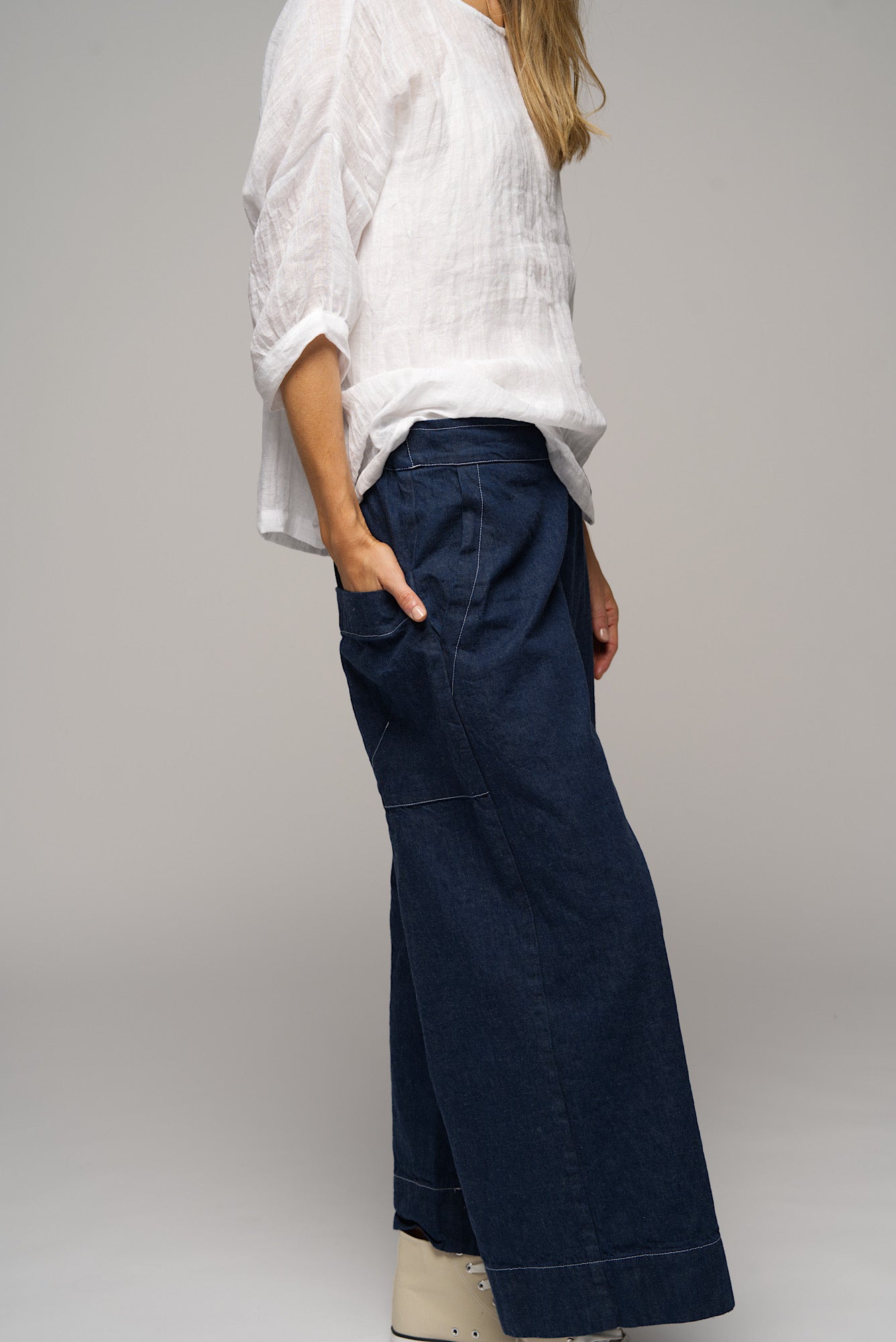 Alira mid weight denim pant
