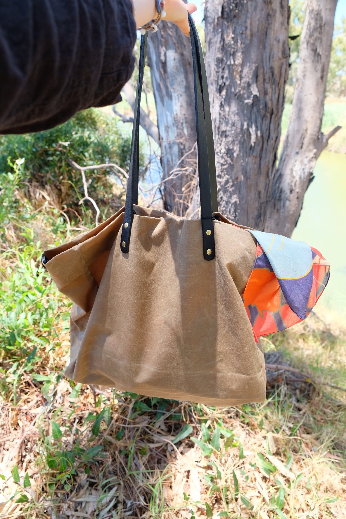 Midi Tote - Sand