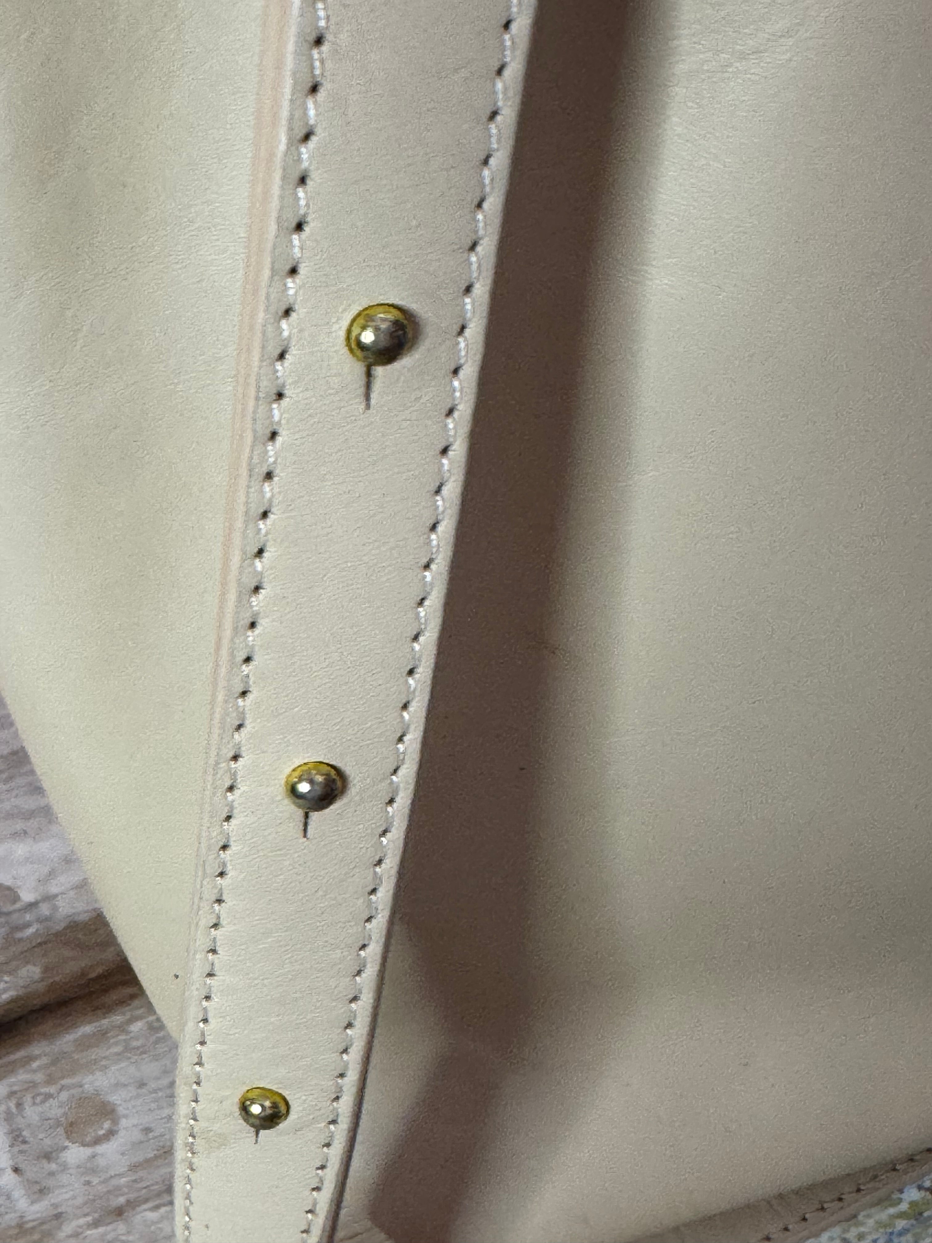 Pre-loved Luxe Delux leather bucket bag