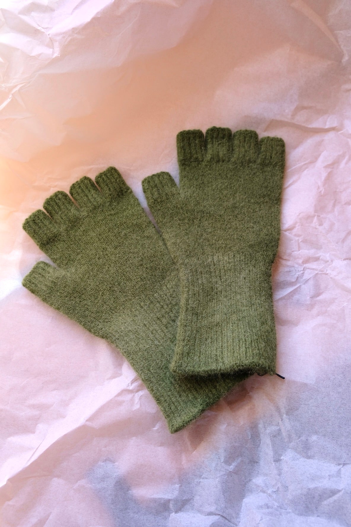 Angora/Lambswool Fingerless Gloves medium cuff - Fern Green