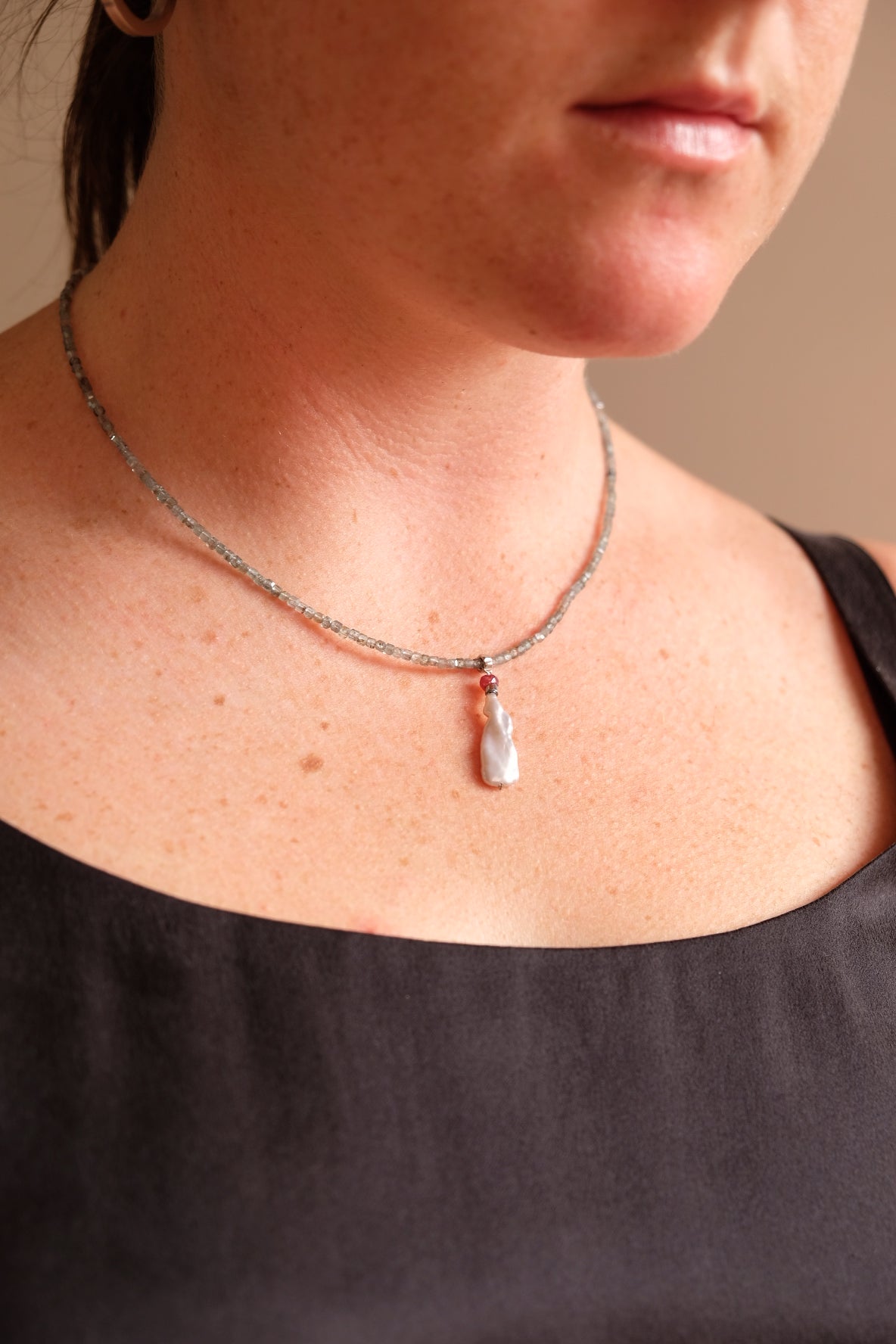 Cianite and Pearl necklace