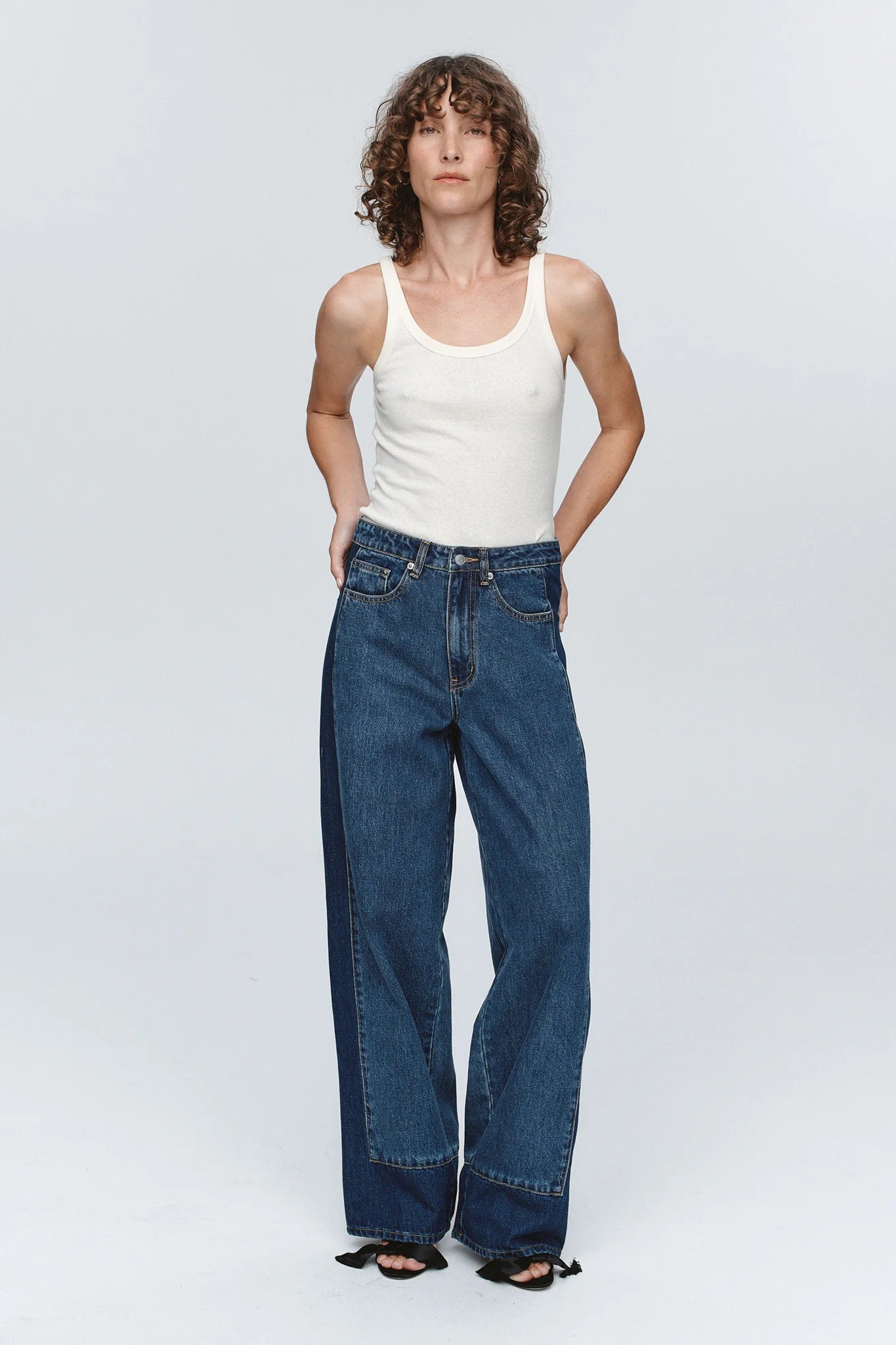 BORDER JEAN - WASHED INDIGO