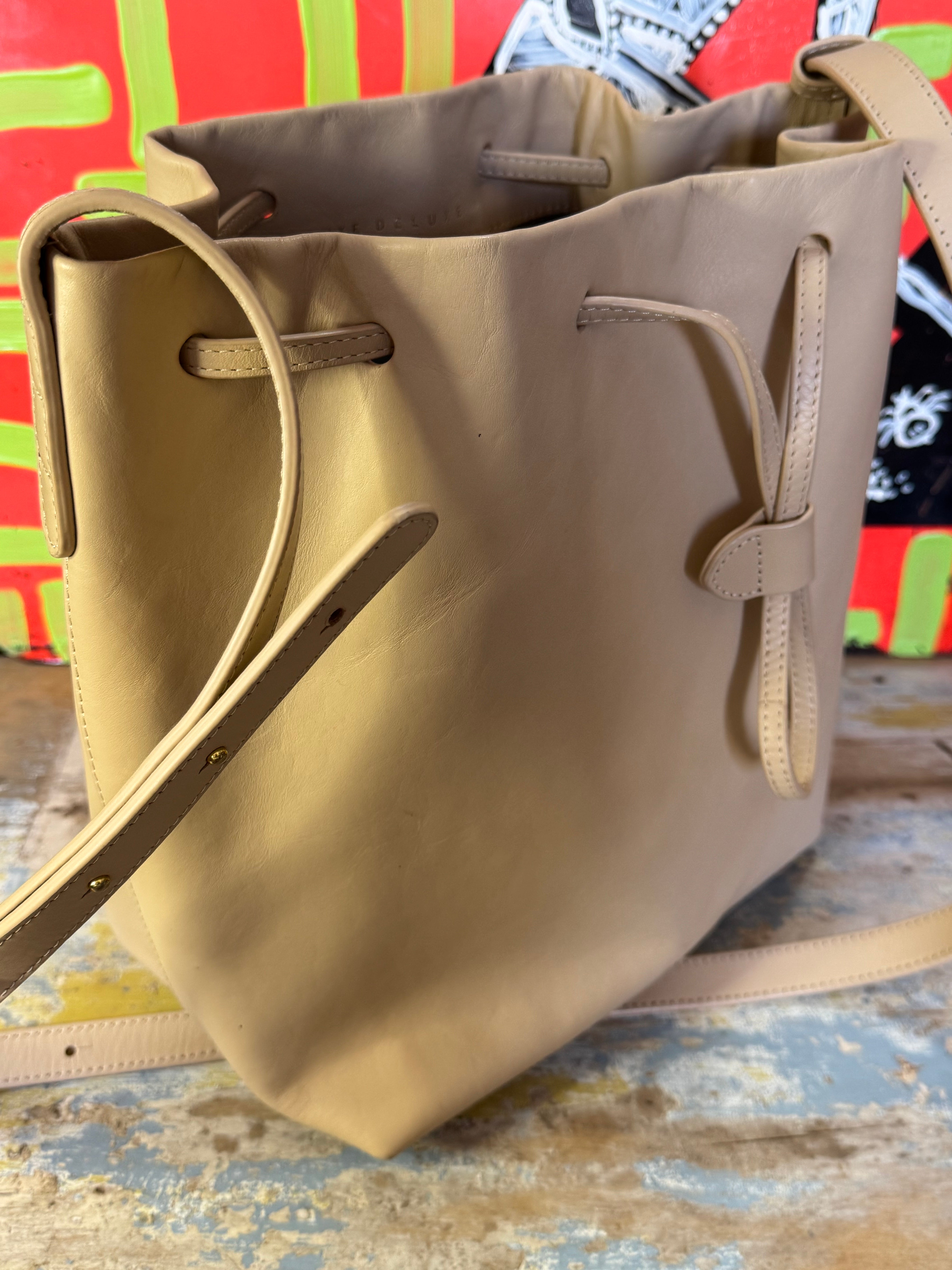 Pre-loved Luxe Delux leather bucket bag