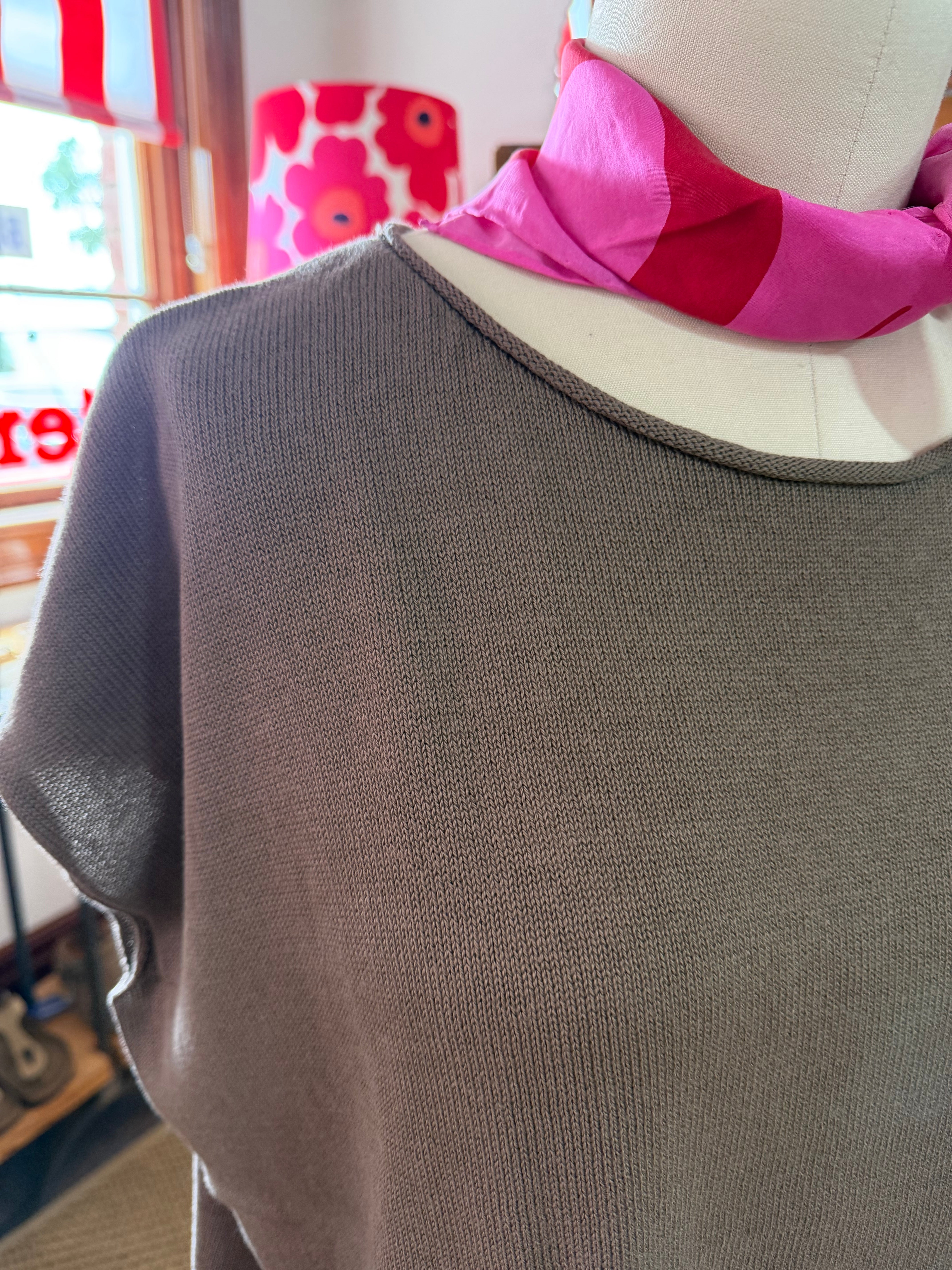 Silk scarf - Peace and Love Fuchsia