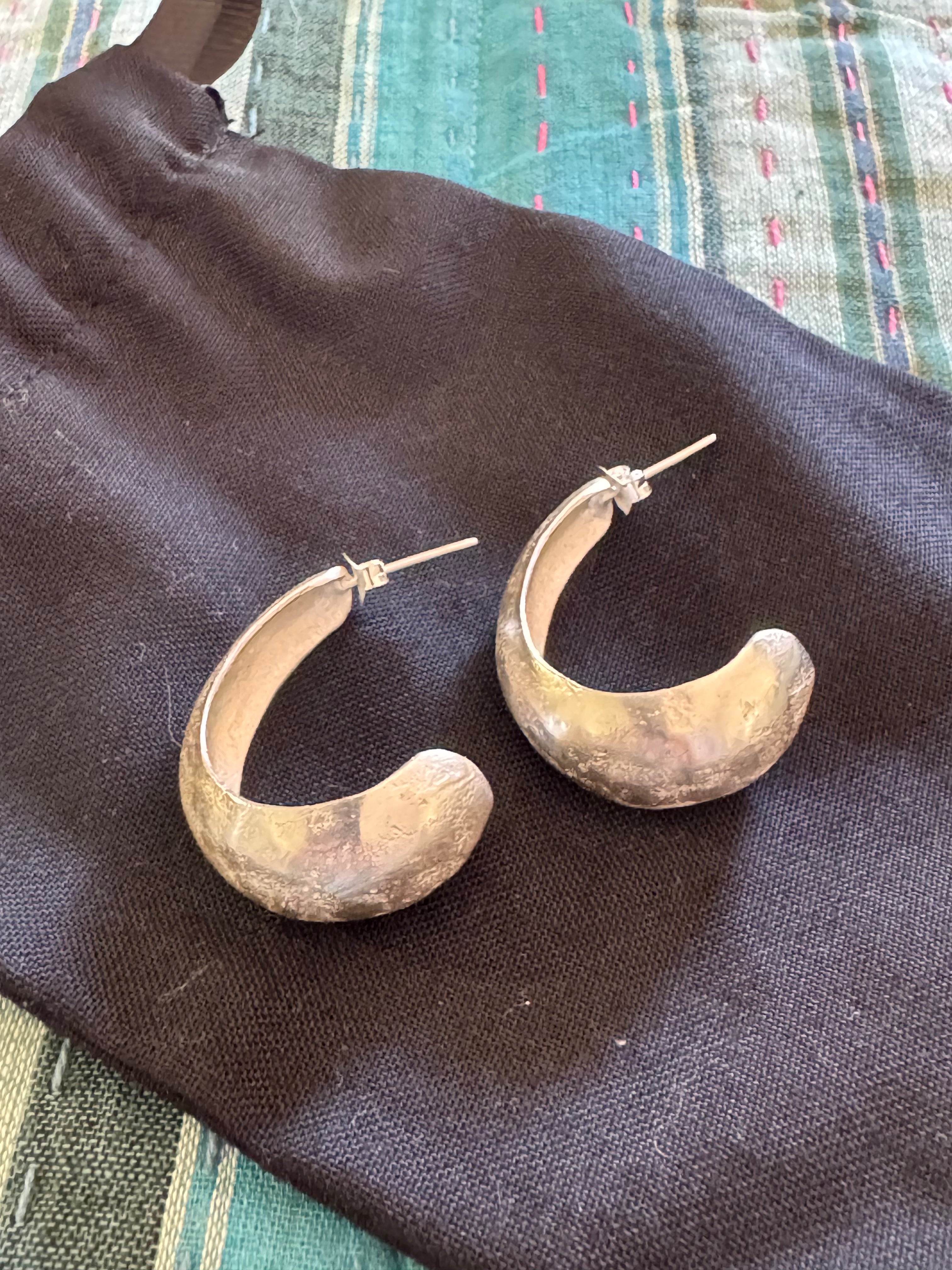 Nilu Hoops Silver