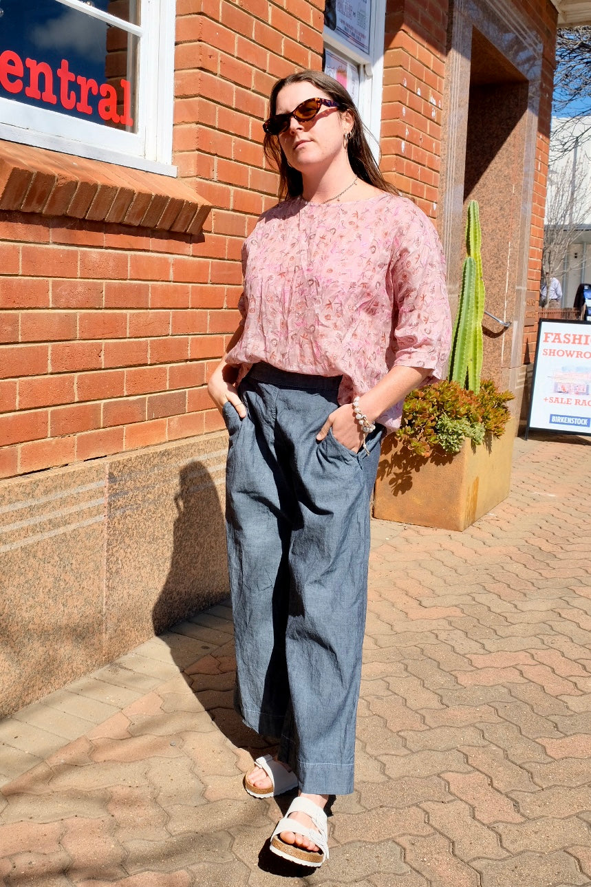 Alira light weight denim pant