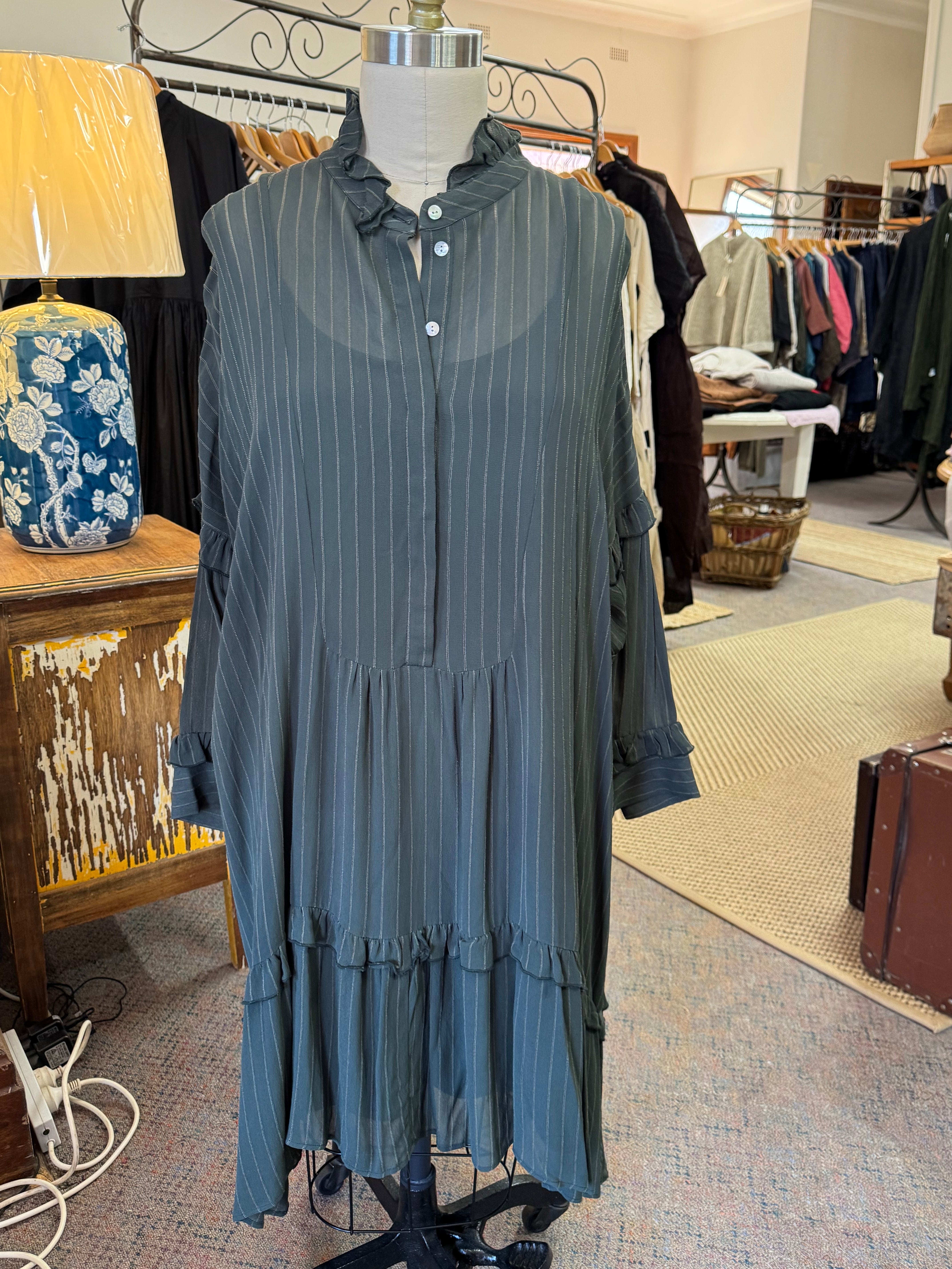 Pre-loved M A Dainty dress