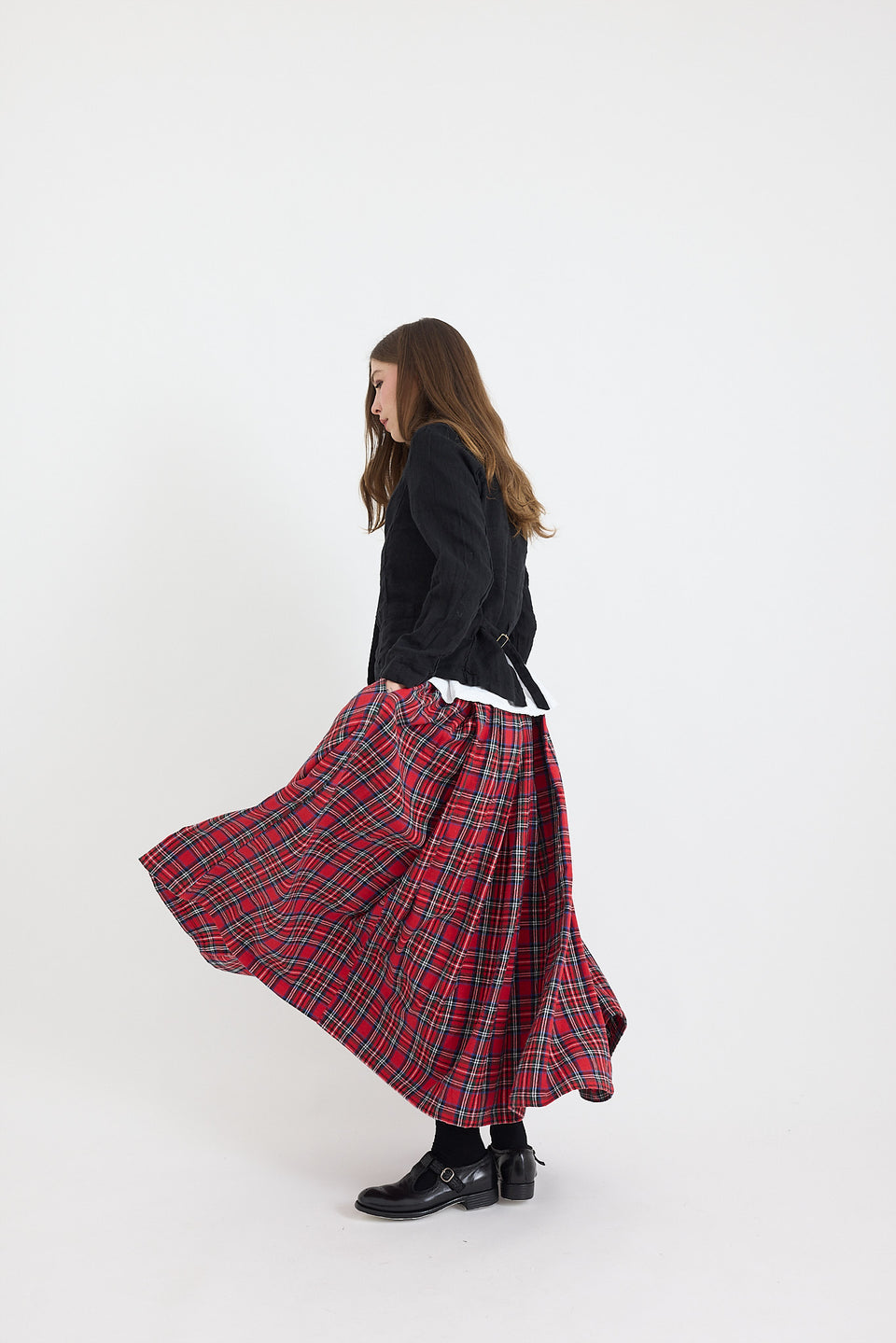 Lila Fitted Blazer - European Linen - Black