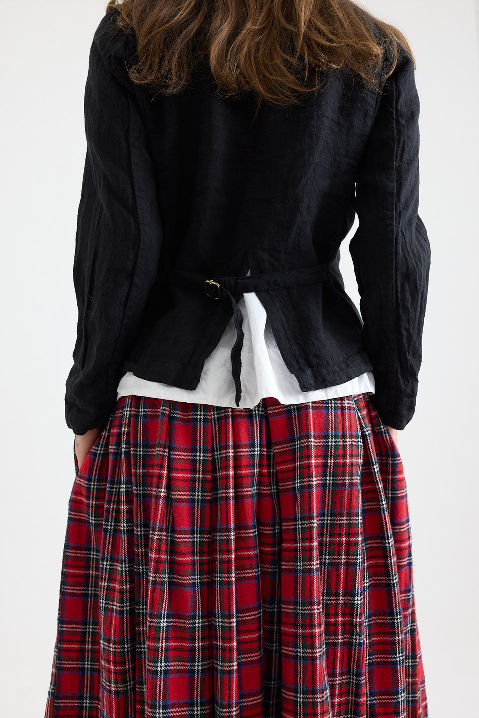 Lila Fitted Blazer - European Linen - Black