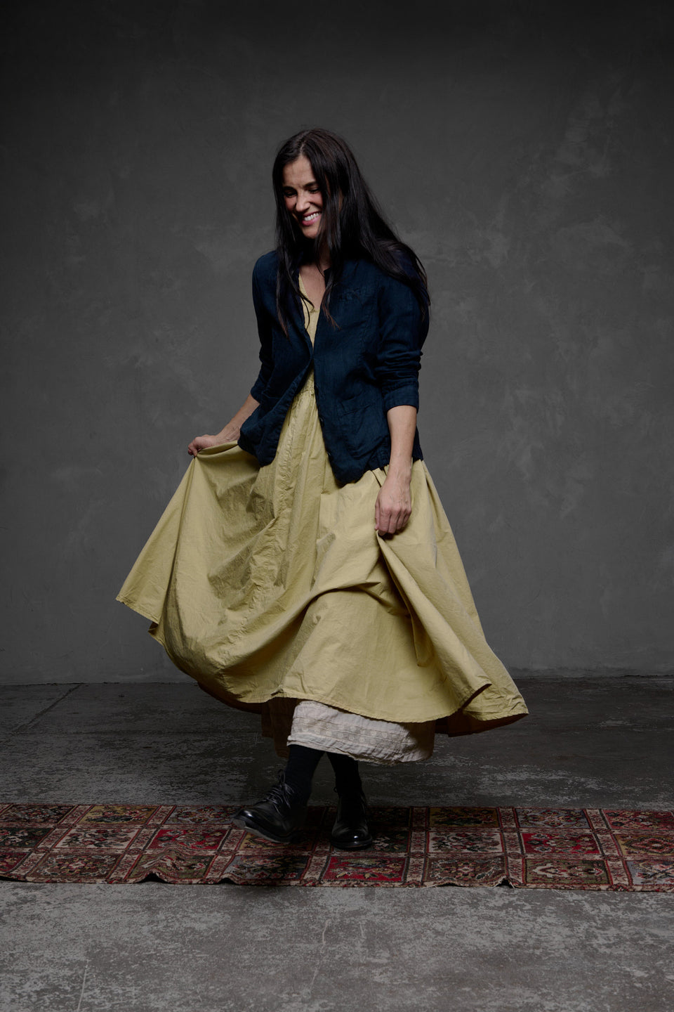 Lila Fitted Blazer - European Linen - Navy